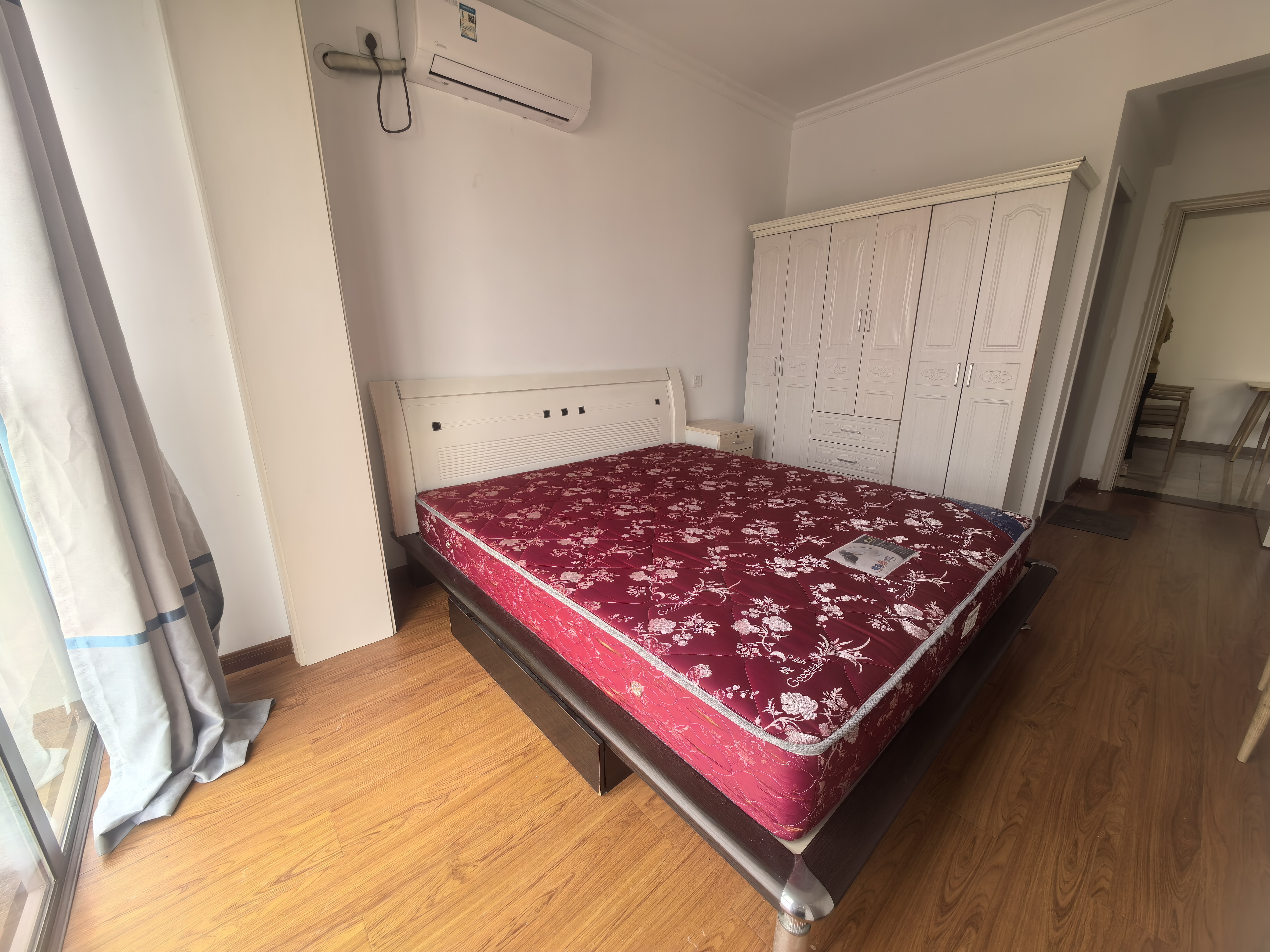 东方银座 3室2厅2卫 1600.0元/月 东方银座 3室2厅2卫 1600.0元/月室内图