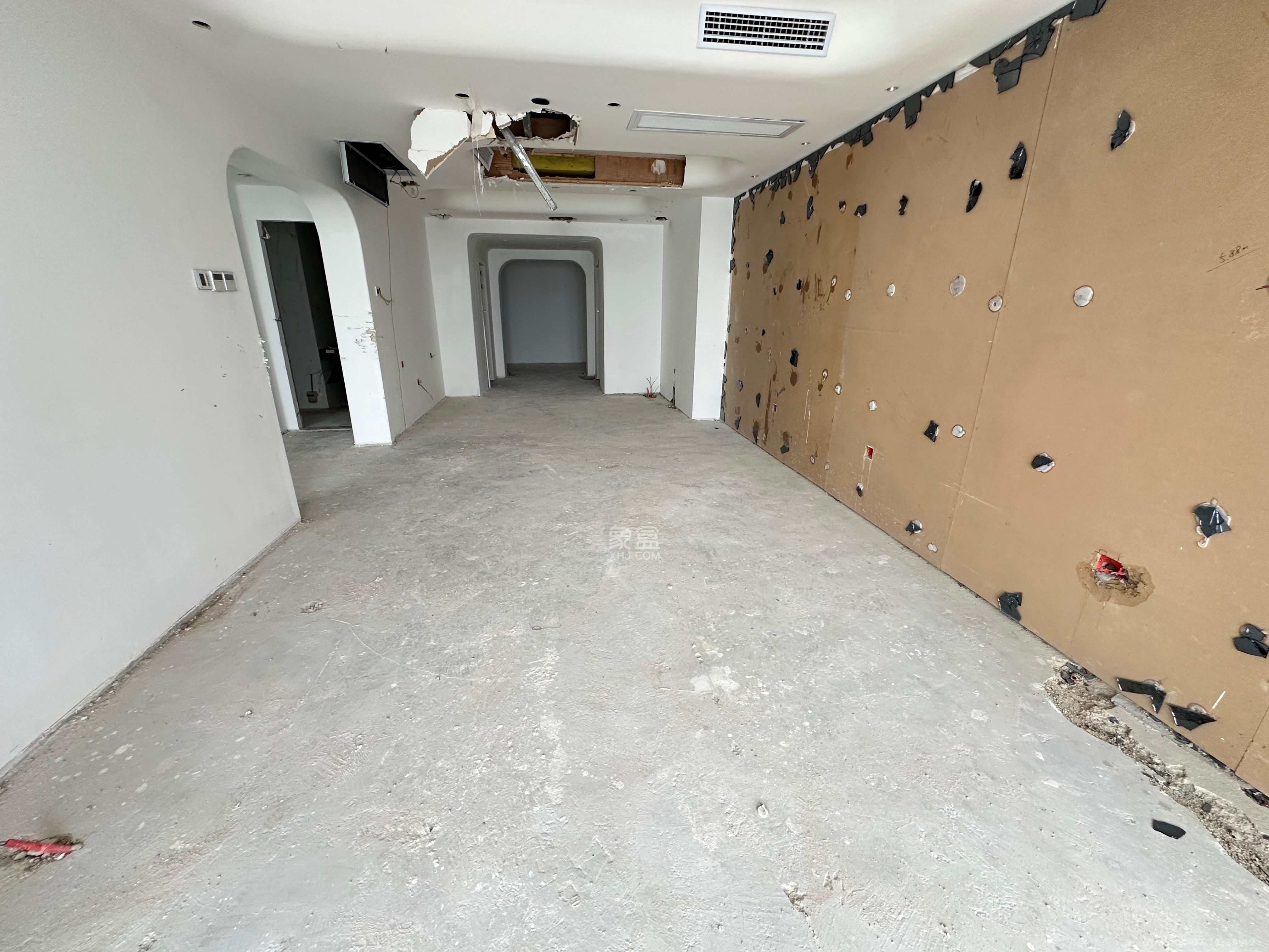 保利国际广场 1室1厅1卫 9000.0元/月 保利国际广场 1室1厅1卫 9000.0元/月室内图