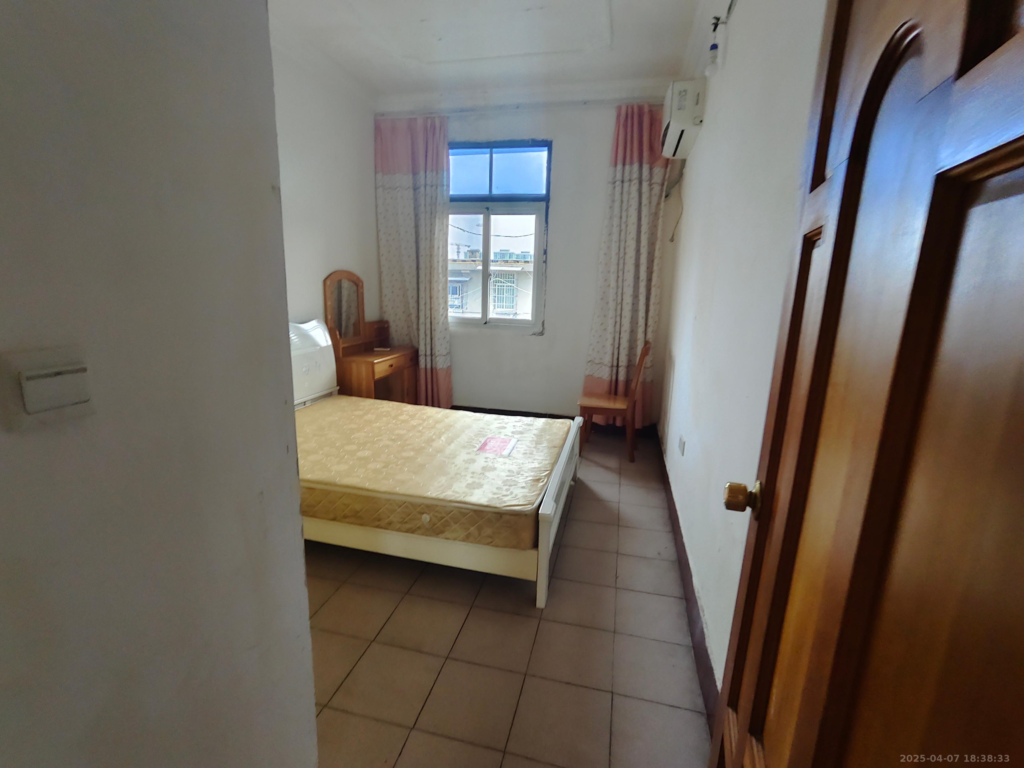 金科园 2室1厅1卫 1500.0元/月 金科园 2室1厅1卫 1500.0元/月室内图