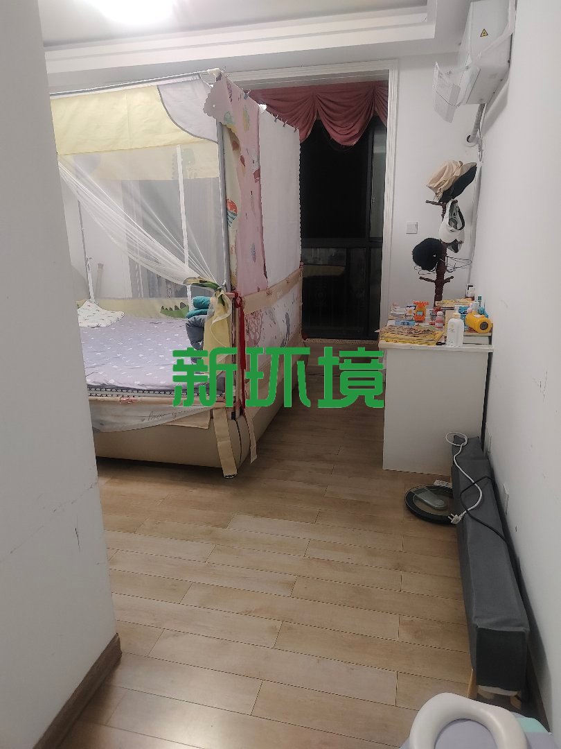 荣盛花语书院  1室0厅0卫   59.00万客厅