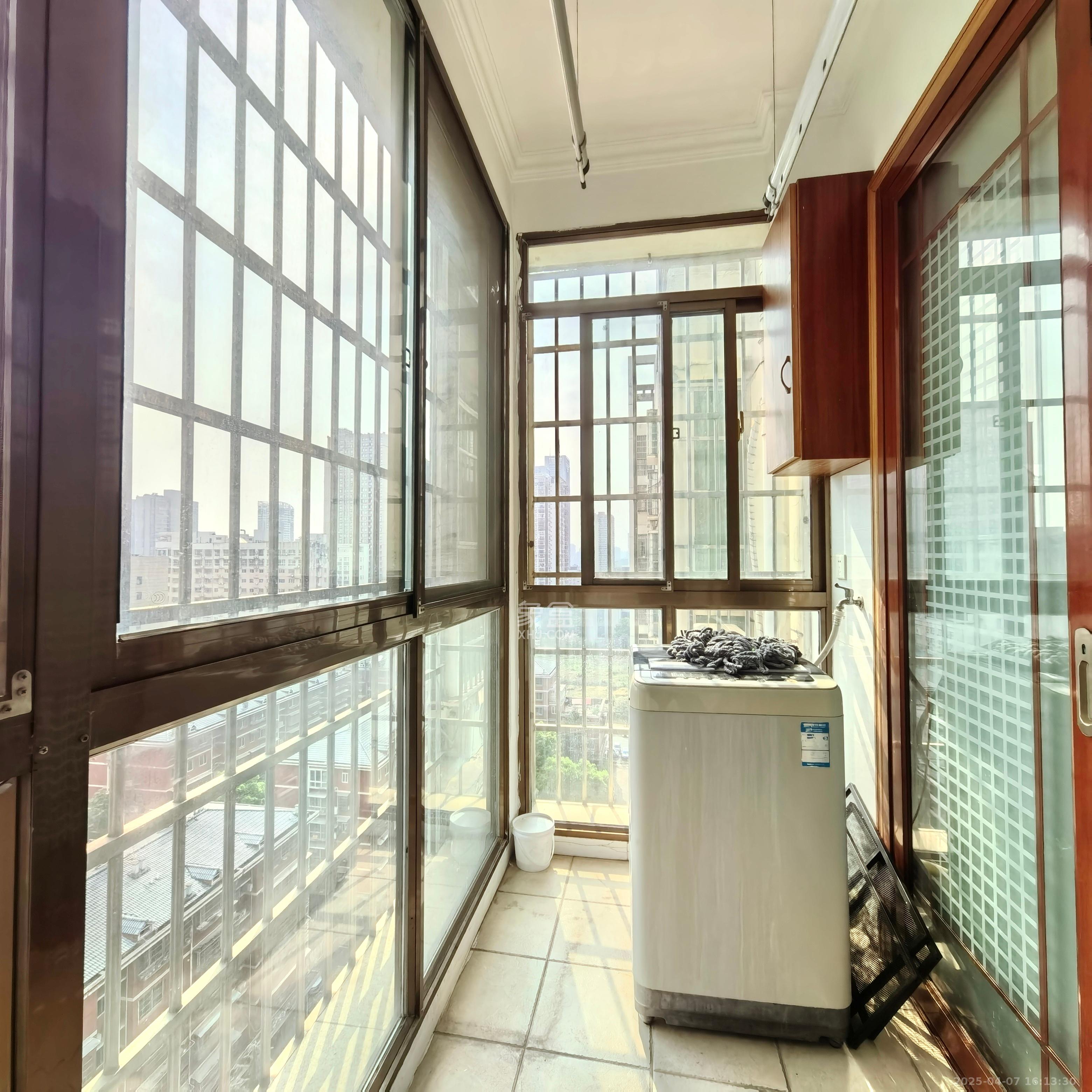 广泰家园  2室1厅1卫   1750.00元/月室内图