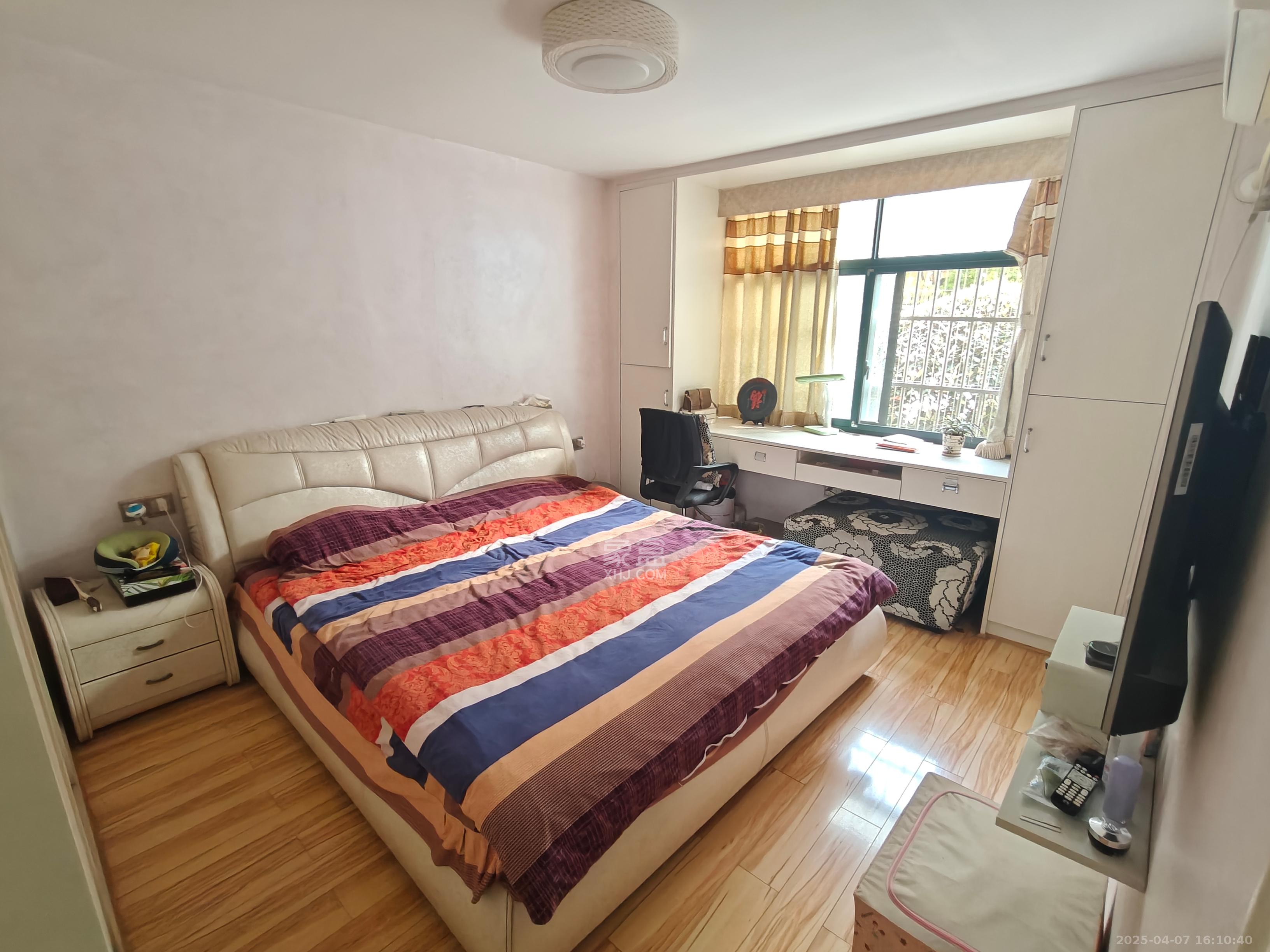 克拉美丽山庄(晟领国际)  2室1厅1卫    2200.0元/月 克拉美丽山庄(晟领国际)  2室1厅1卫    2200.0元/月