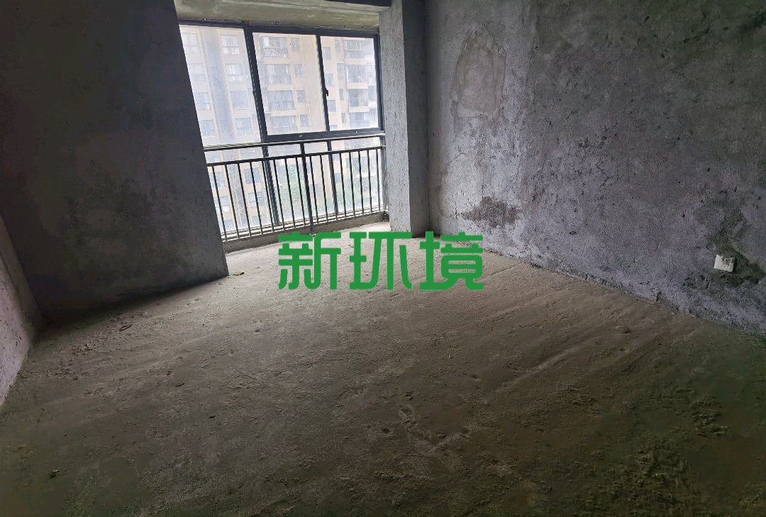 鑫成君泰  4室2厅2卫   98.00万客厅
