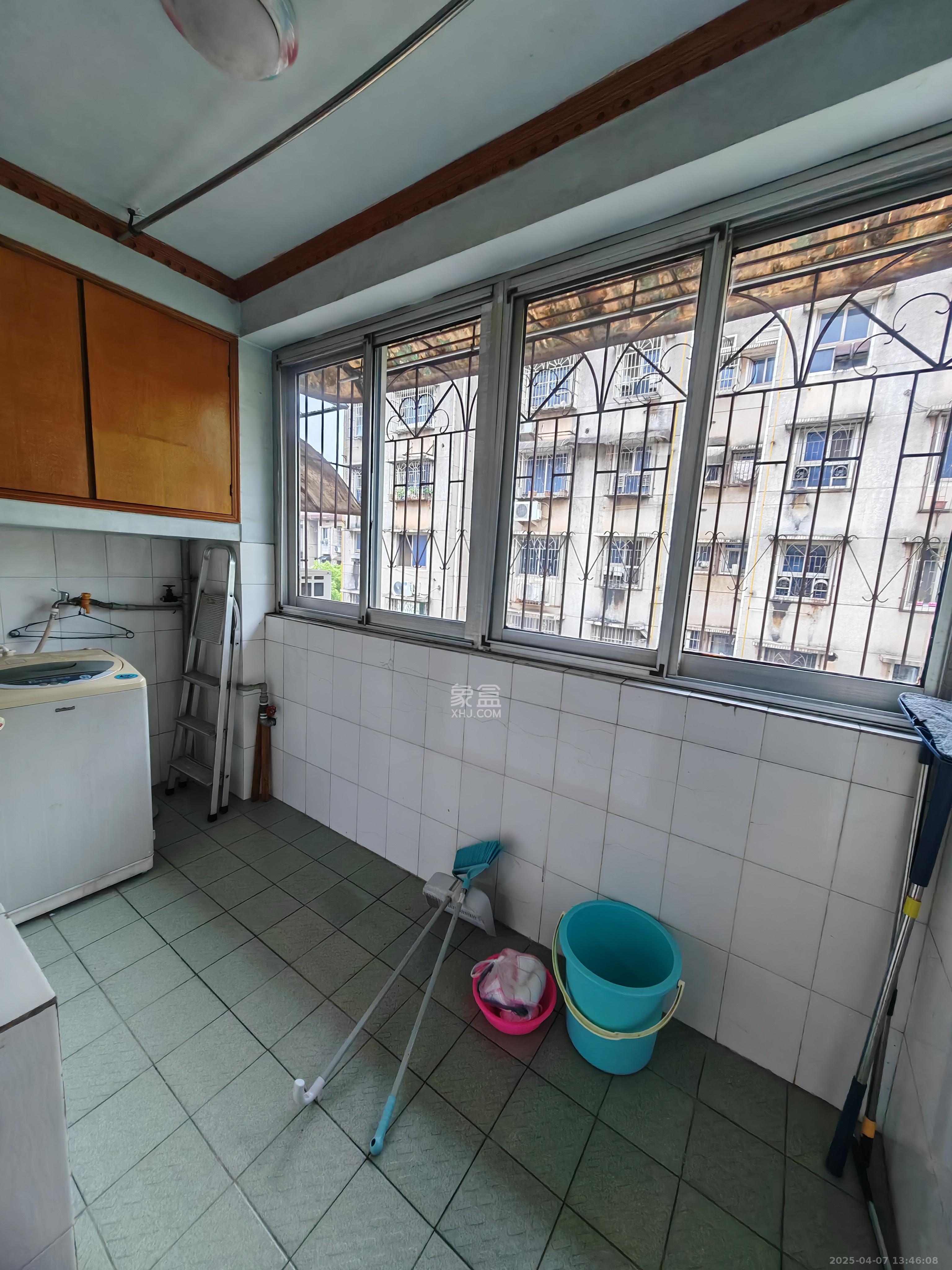 桔园小区卫技新村 3室2厅1卫 1400.0元/月 桔园小区卫技新村 3室2厅1卫 1400.0元/月室内图