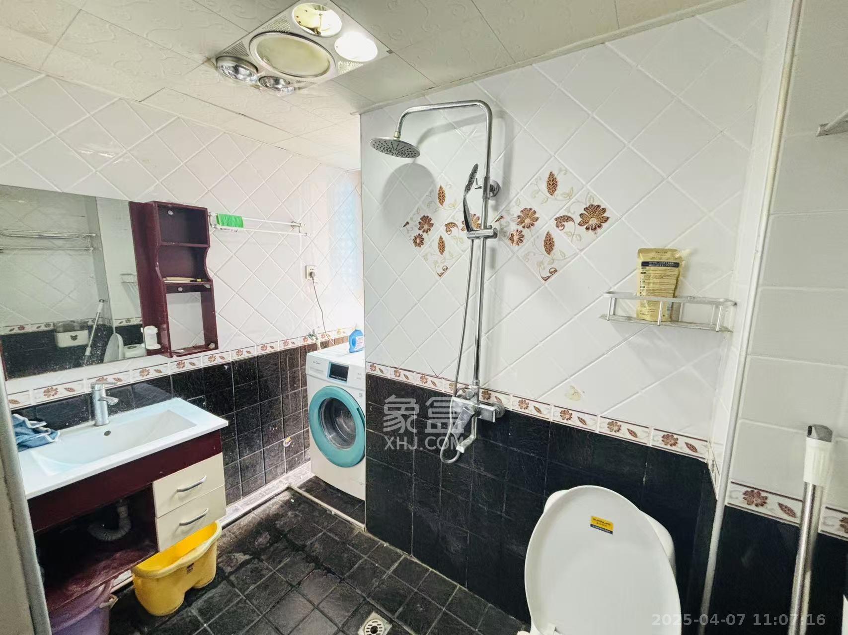 白沙晶城 1室1厅1卫 1650.0元/月 白沙晶城 1室1厅1卫 1650.0元/月室内图