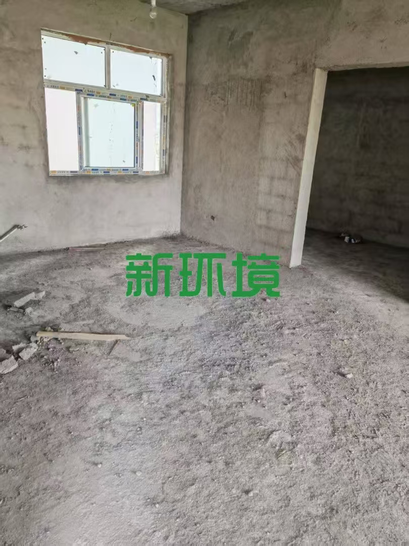 德皇新城  4室2厅2卫   68.80万客厅