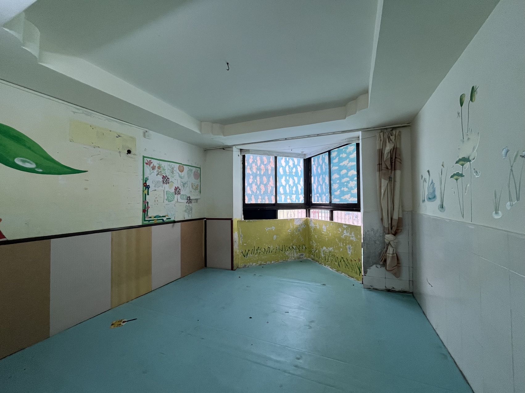 海雁别墅 10室3厅3卫 9000.0元/月 海雁别墅 10室3厅3卫 9000.0元/月室内图