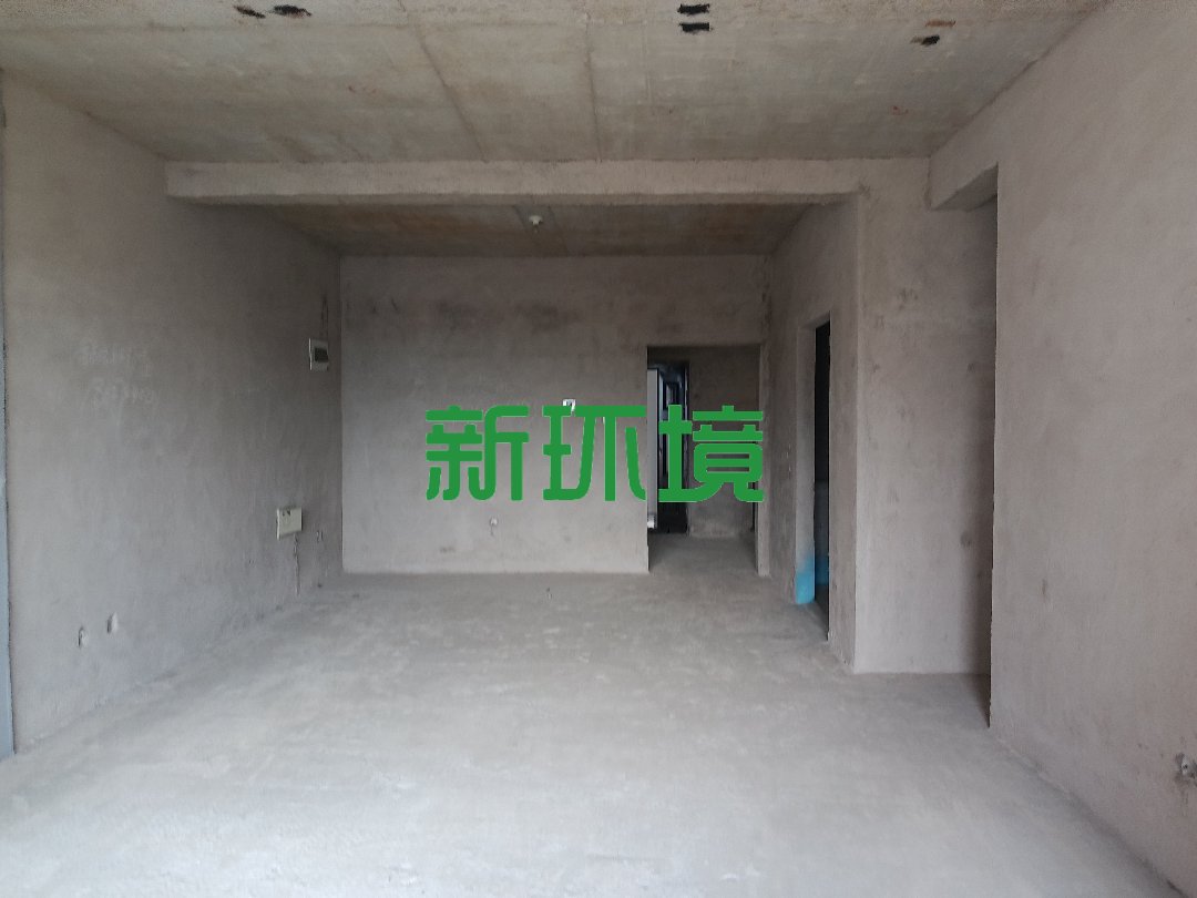 丽景天下二期  3室2厅2卫   73.00万客厅
