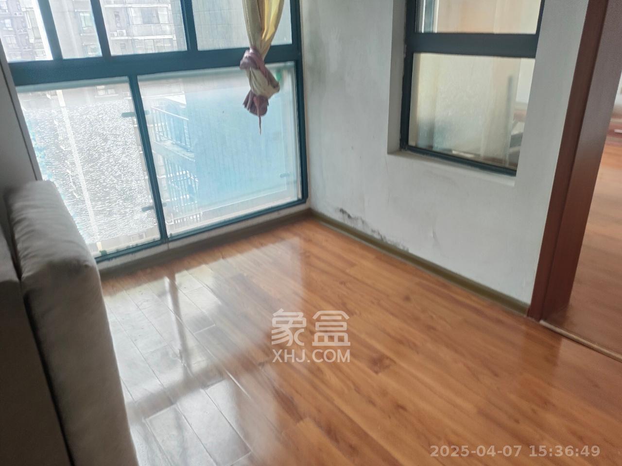 湘江世纪城贯江苑  1室2厅2卫   2200.00元/月室内图
