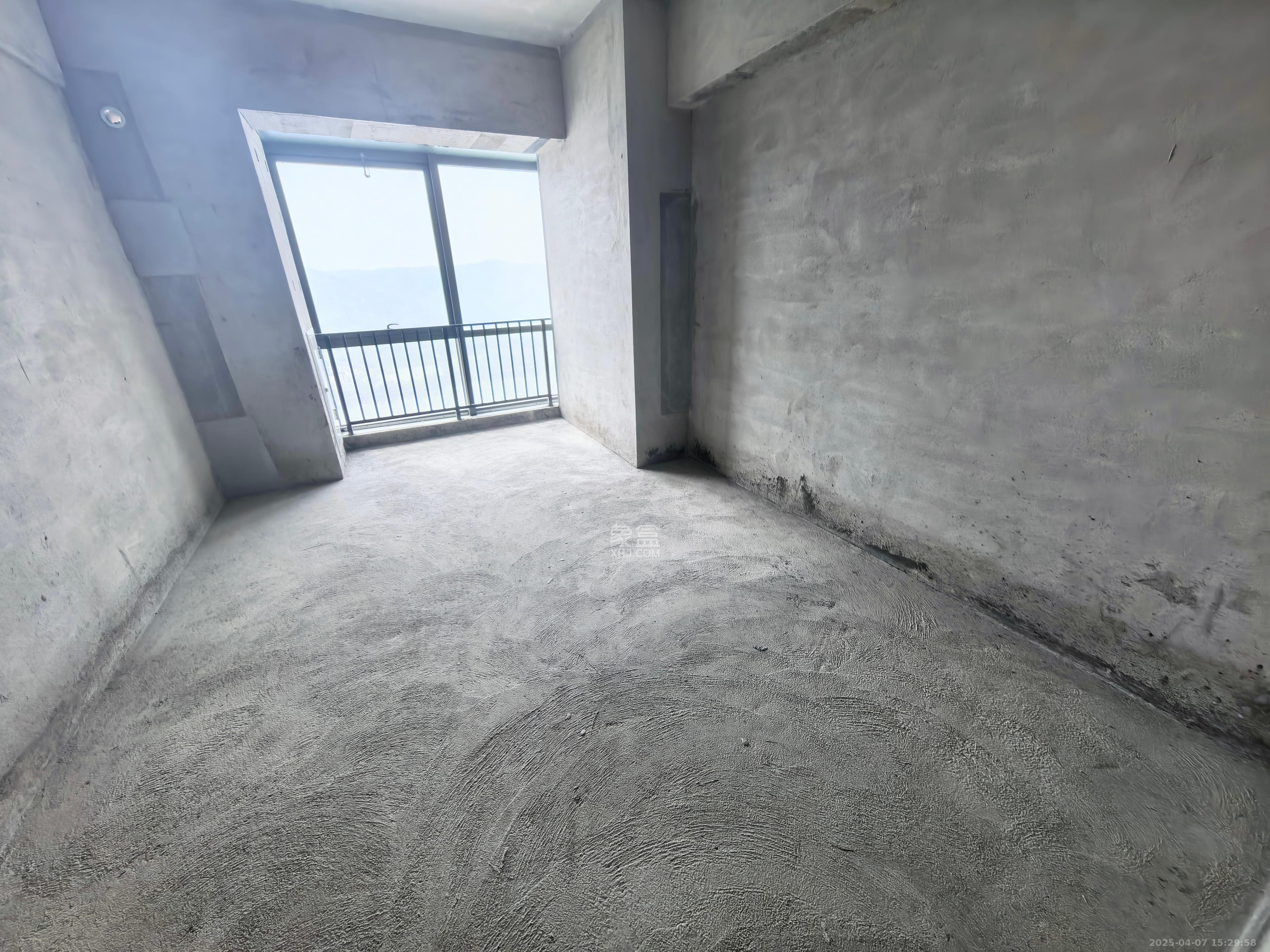 中建寶鉑公館   54.38㎡     1500.00元/月