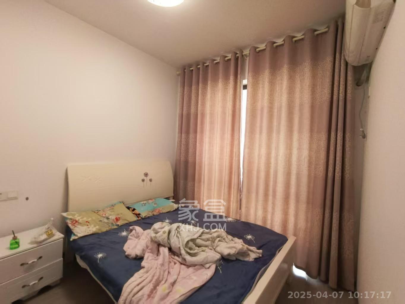 幸福庄园  6室2厅3卫    2600.0元/月 幸福庄园  6室2厅3卫    2600.0元/月室内图