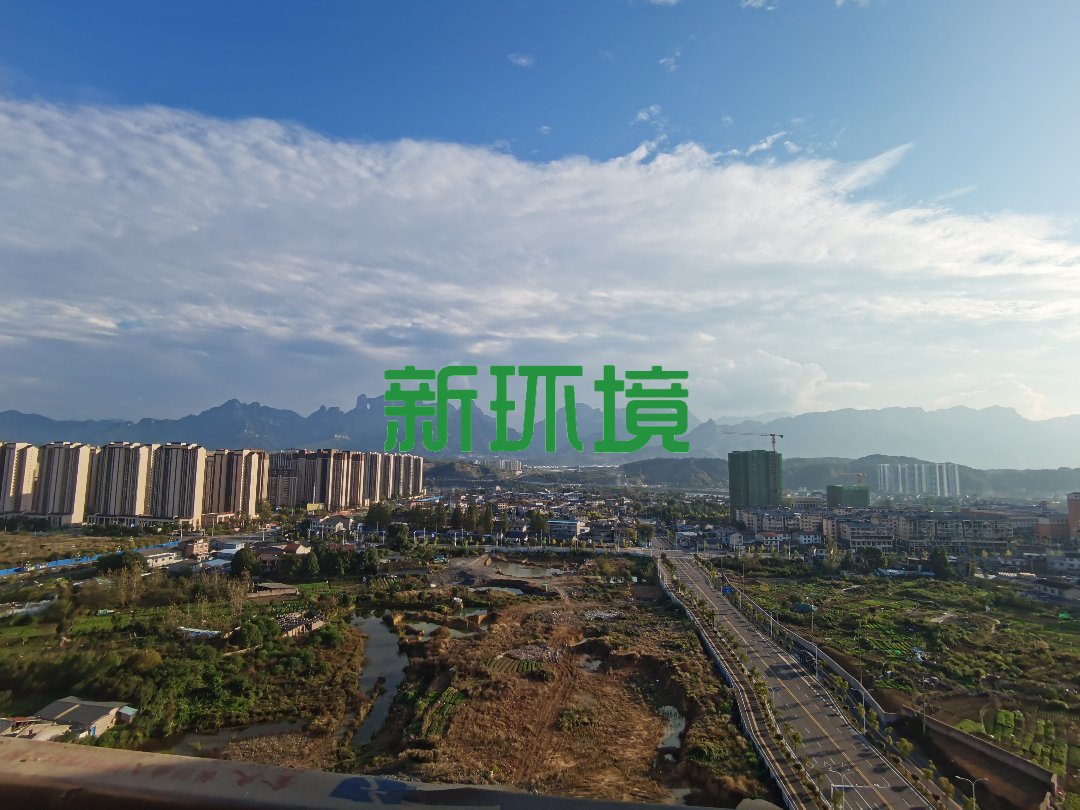 荣盛花语书院  3室2厅1卫   59.80万客厅