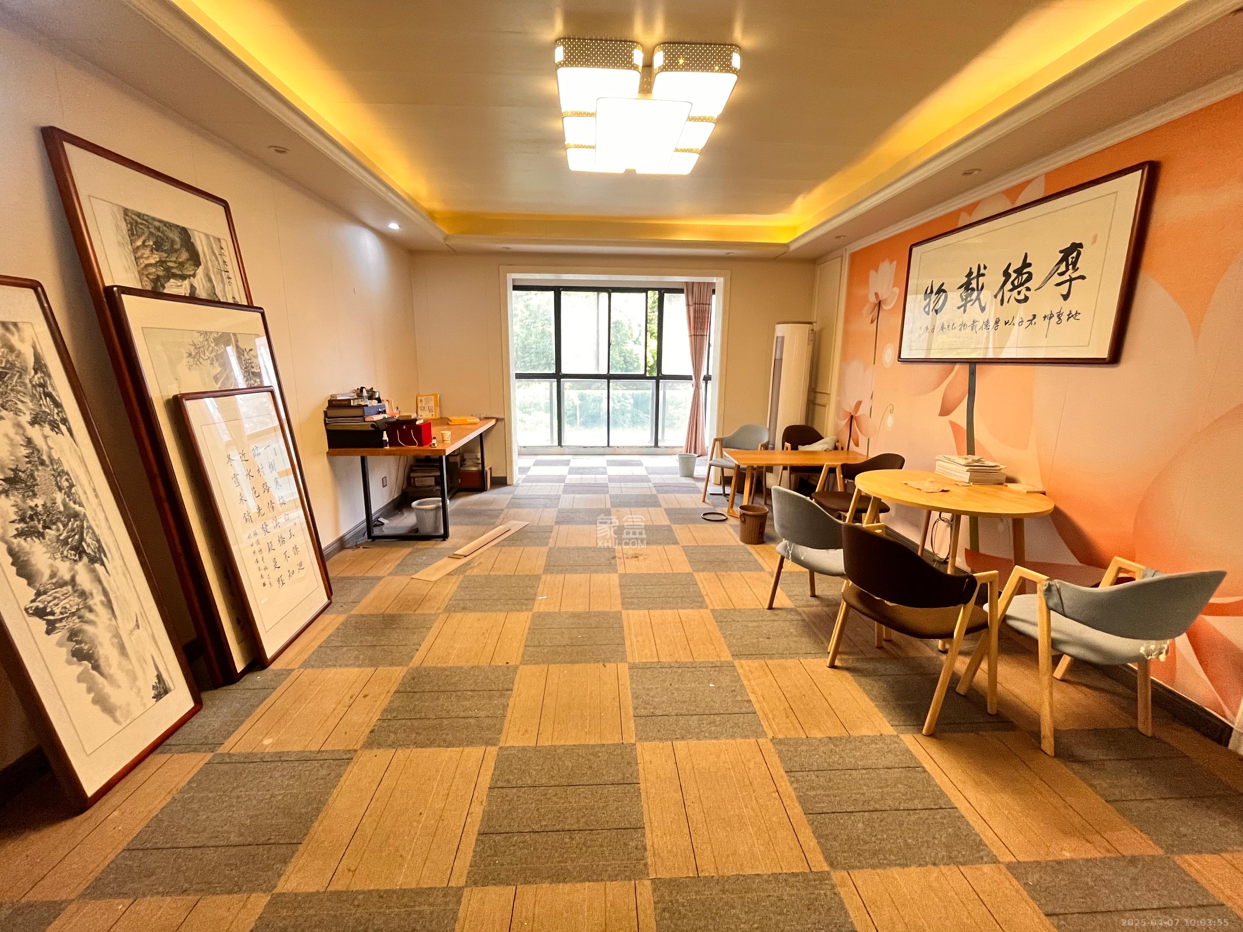 高鑫麓城  3室2厅2卫   2800.00元/月