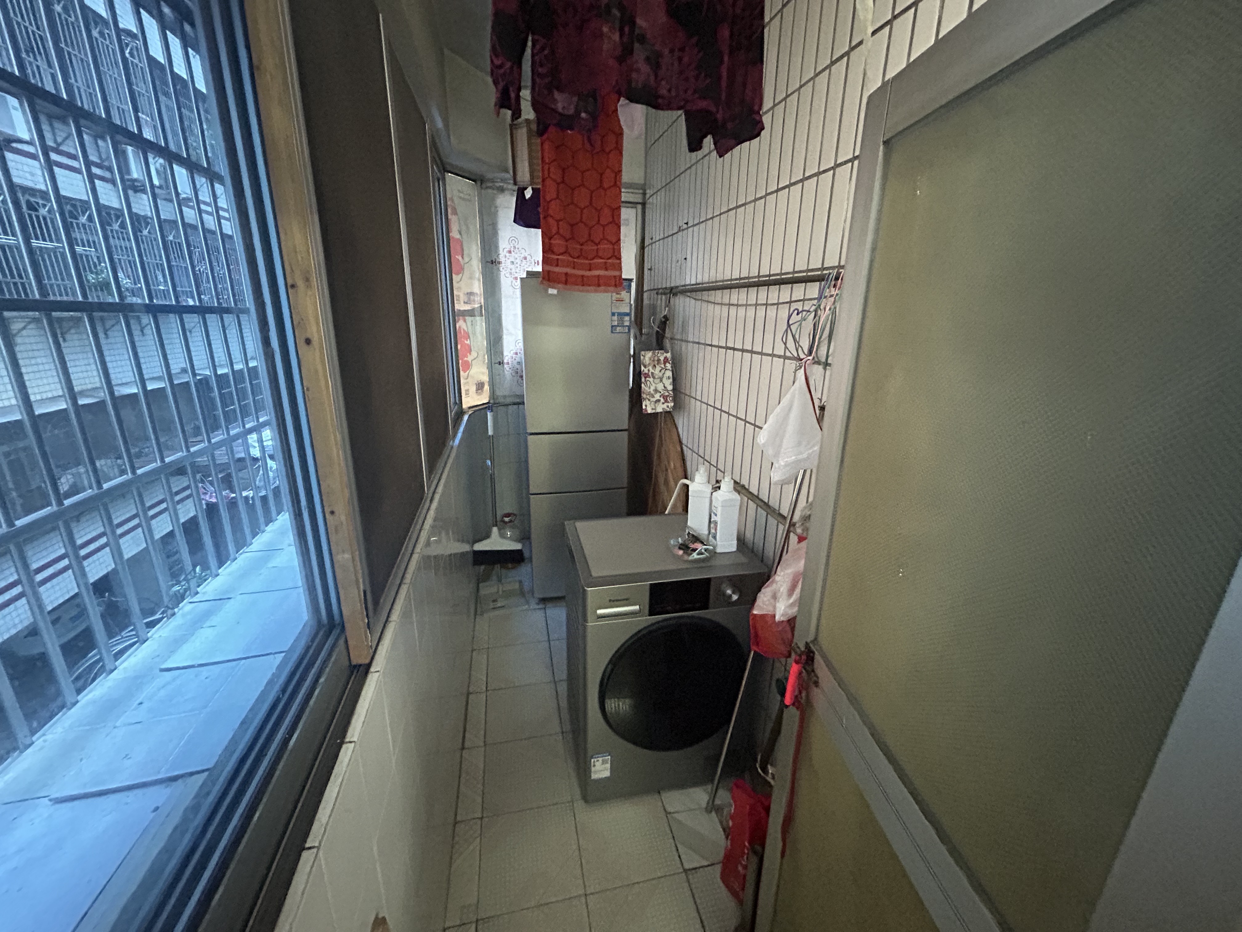 新安大厦  3室2厅2卫    95.0万户型图