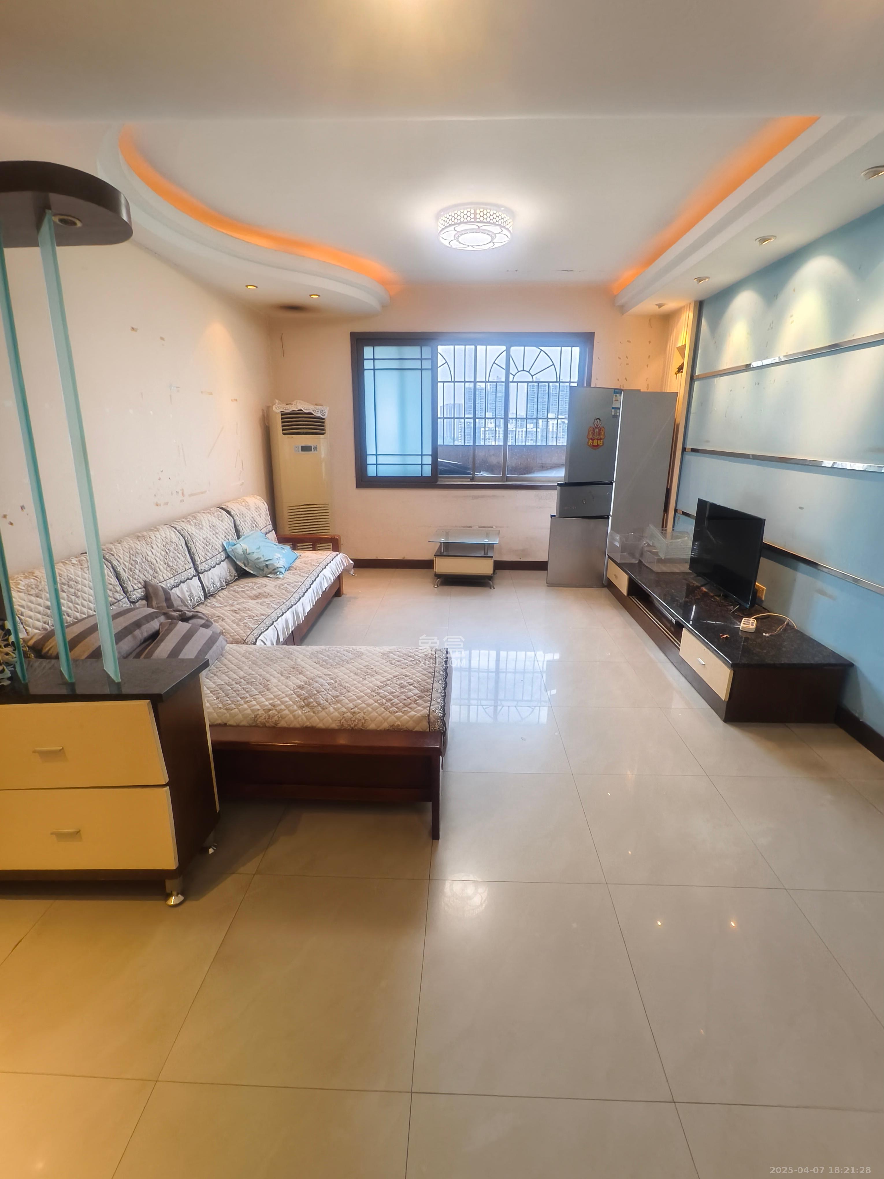 丽都苑 3室1厅1卫 1500.0元/月 丽都苑 3室1厅1卫 1500.0元/月室内图