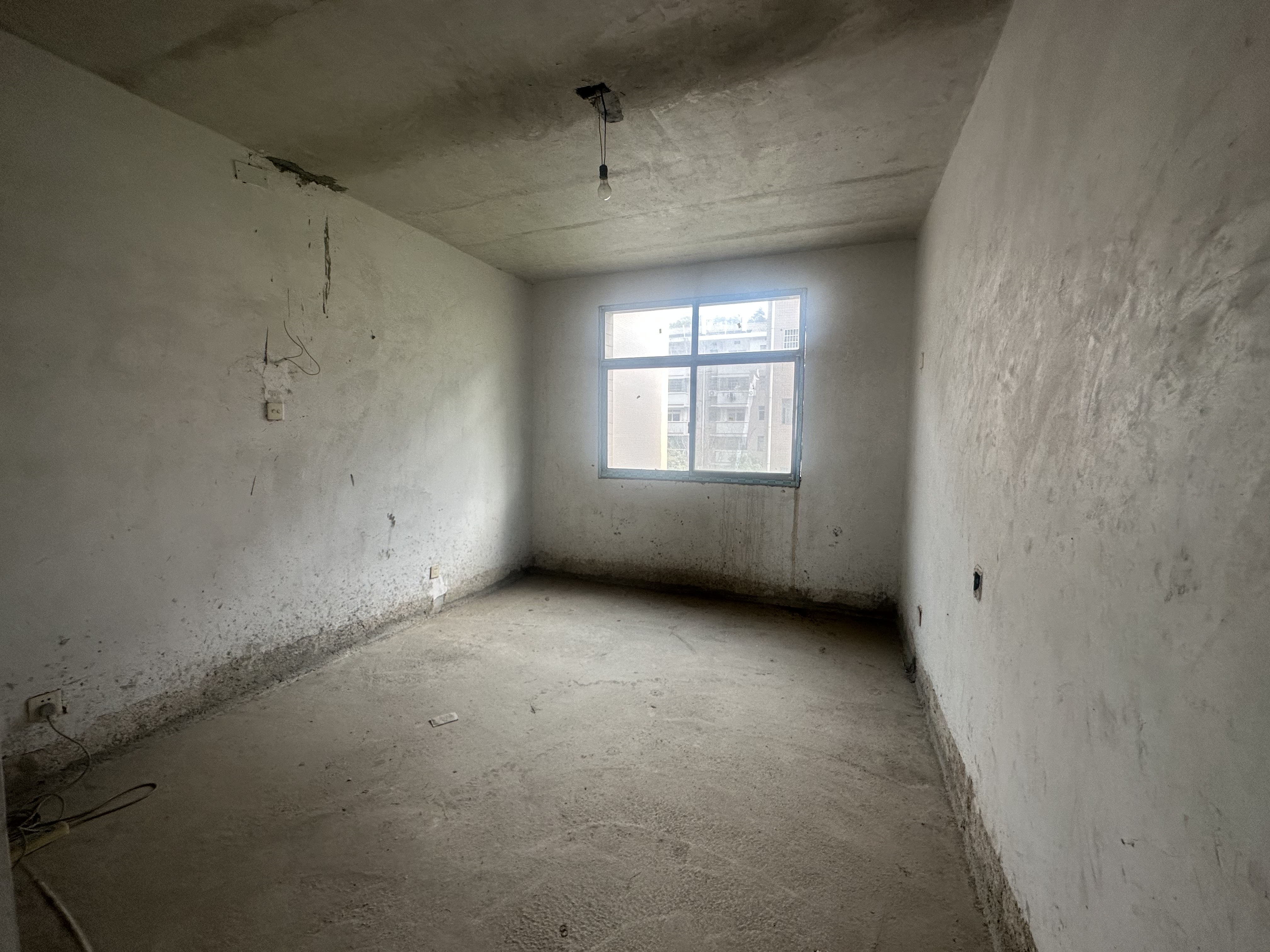 大屋小区(保障性住房) 3室2厅1卫 36.8万 大屋小区(保障性住房) 3室2厅1卫 36.8万客厅