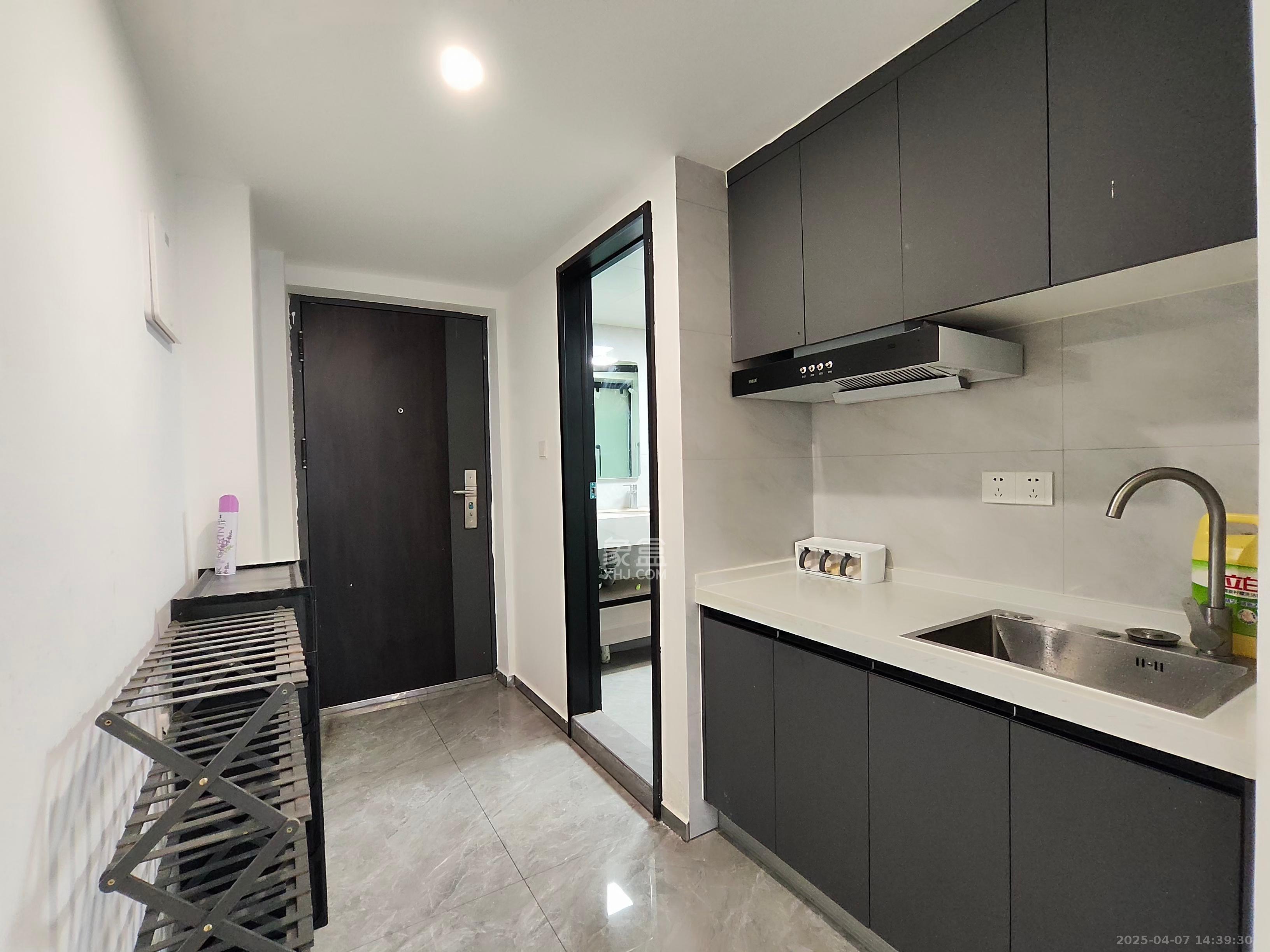 太阳城 2室2厅1卫 1900.0元/月 太阳城 2室2厅1卫 1900.0元/月室内图