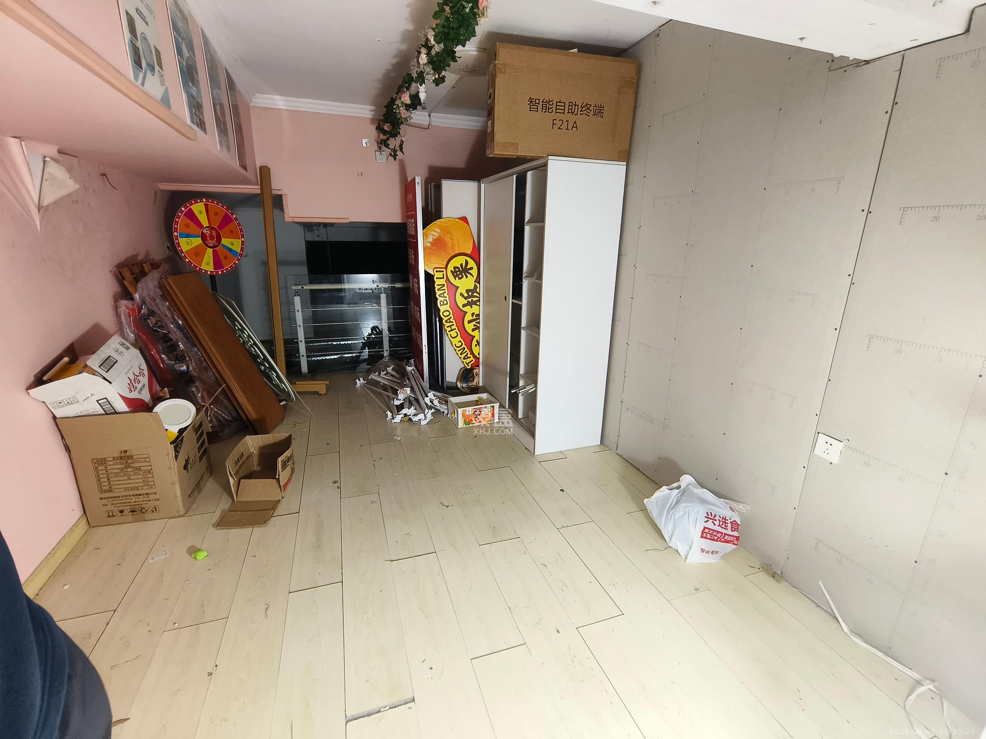 金科时代中心   70.0㎡     6500.00元/月室内图
