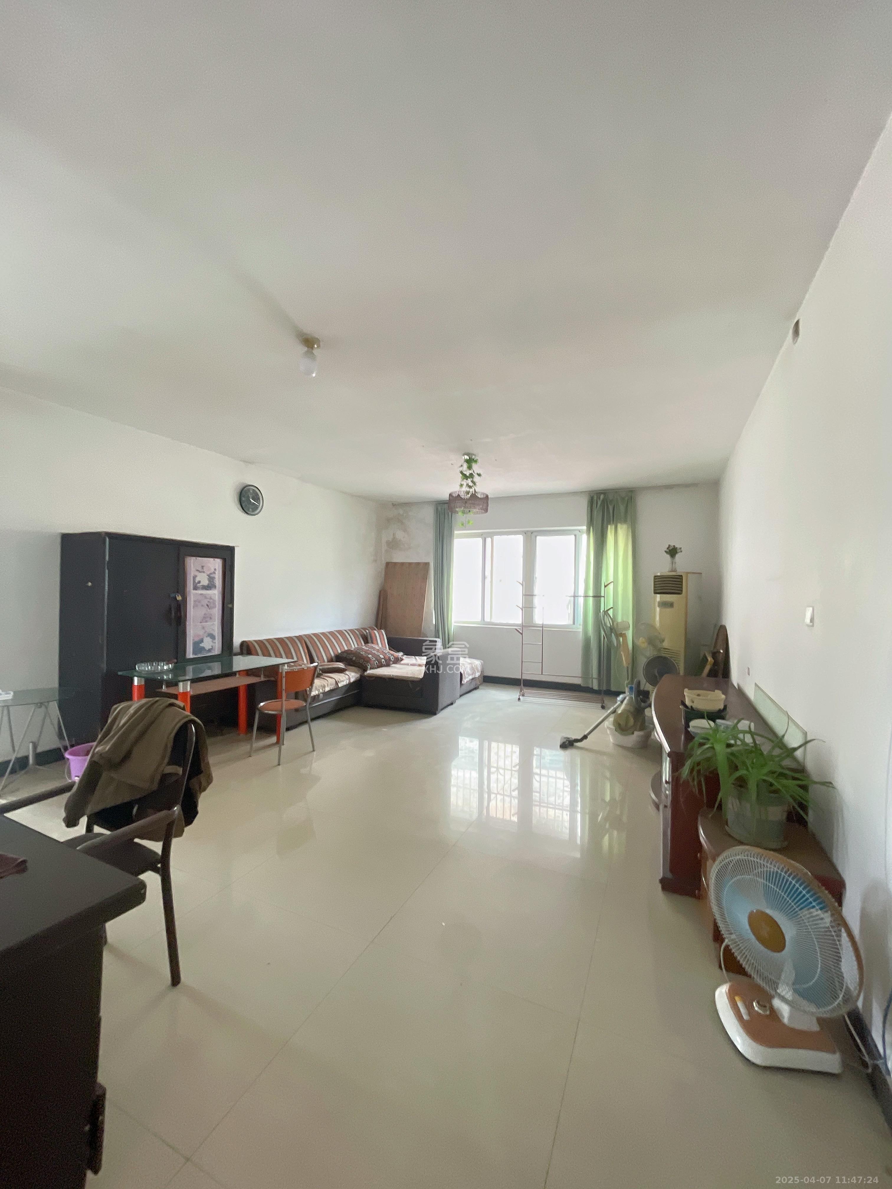 麻田小区  3室2厅2卫    2200.0元/月 麻田小区  3室2厅2卫    2200.0元/月