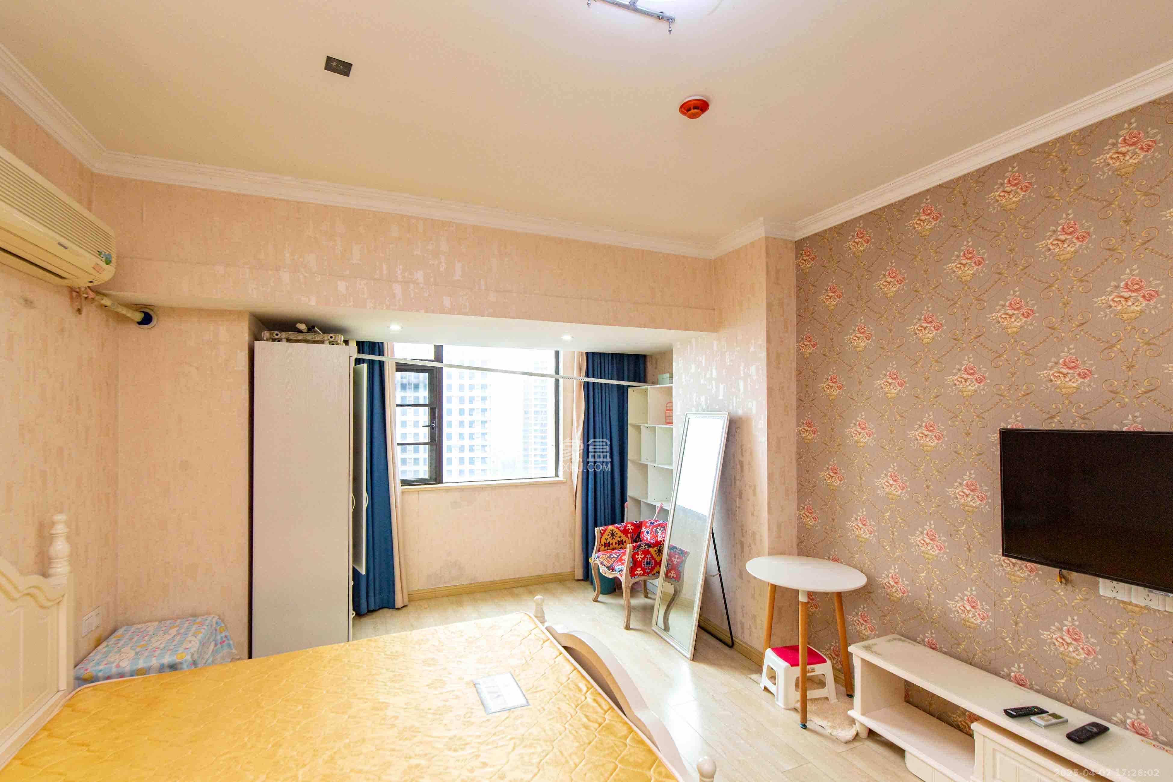五江天街北区  1室1厅1卫   1400.00元/月室内图