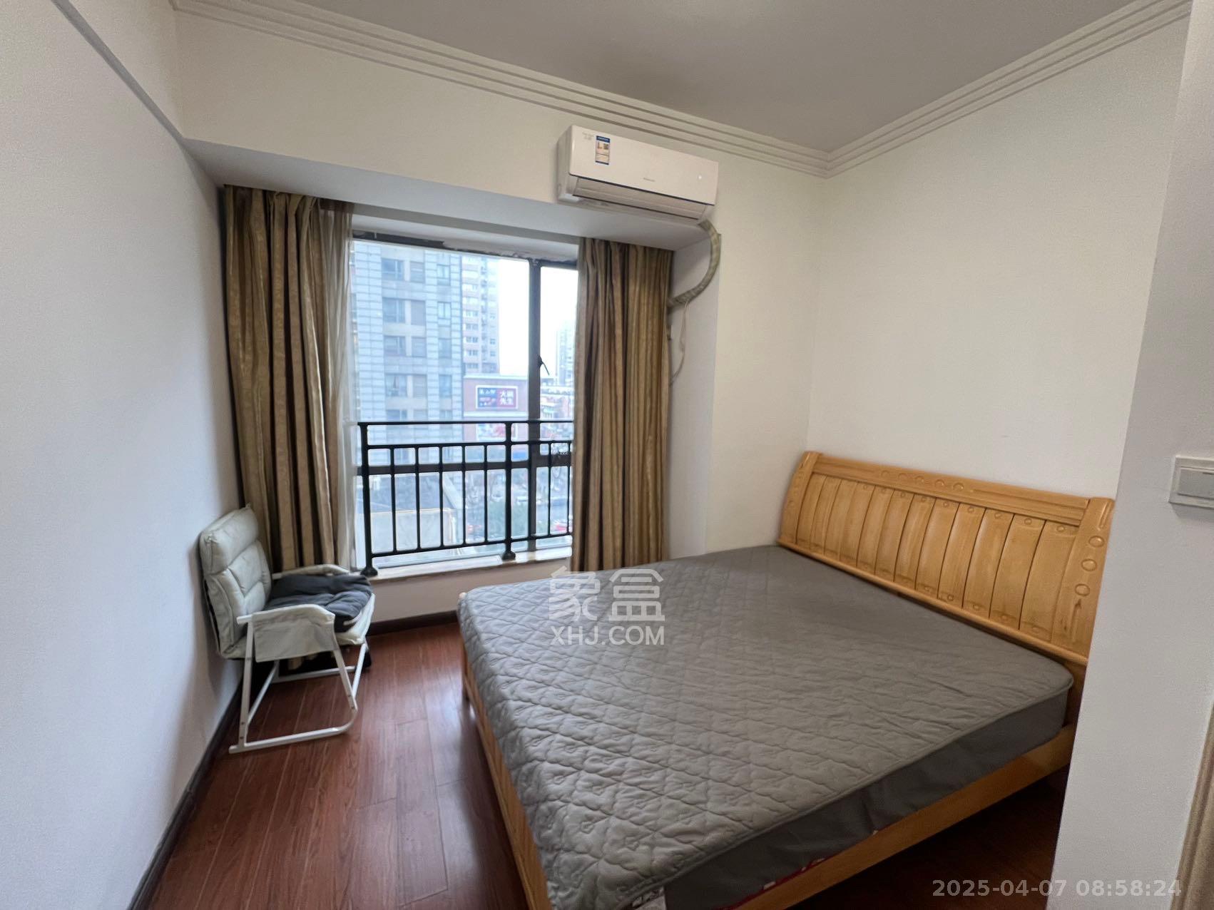 西子一间 2室1厅1卫 2200.0元/月 西子一间 2室1厅1卫 2200.0元/月室内图