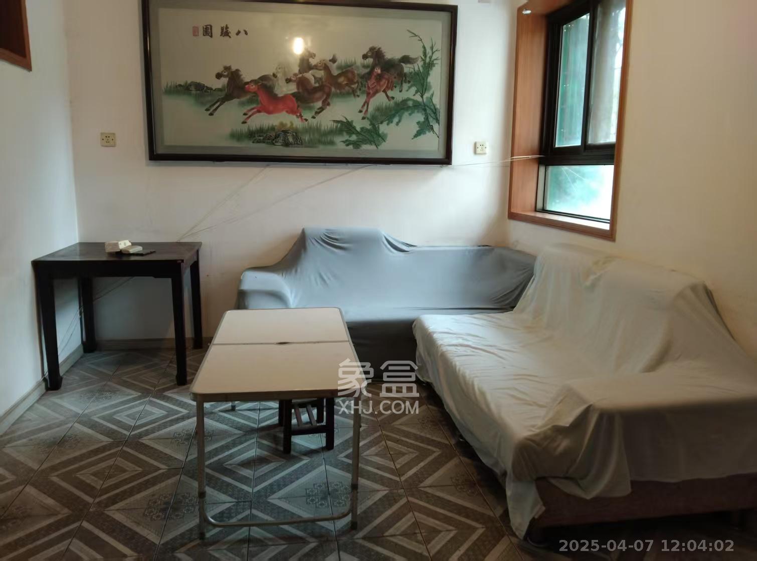 省建材机械厂宿舍 3室2厅1卫 1600.0元/月 省建材机械厂宿舍 3室2厅1卫 1600.0元/月室内图