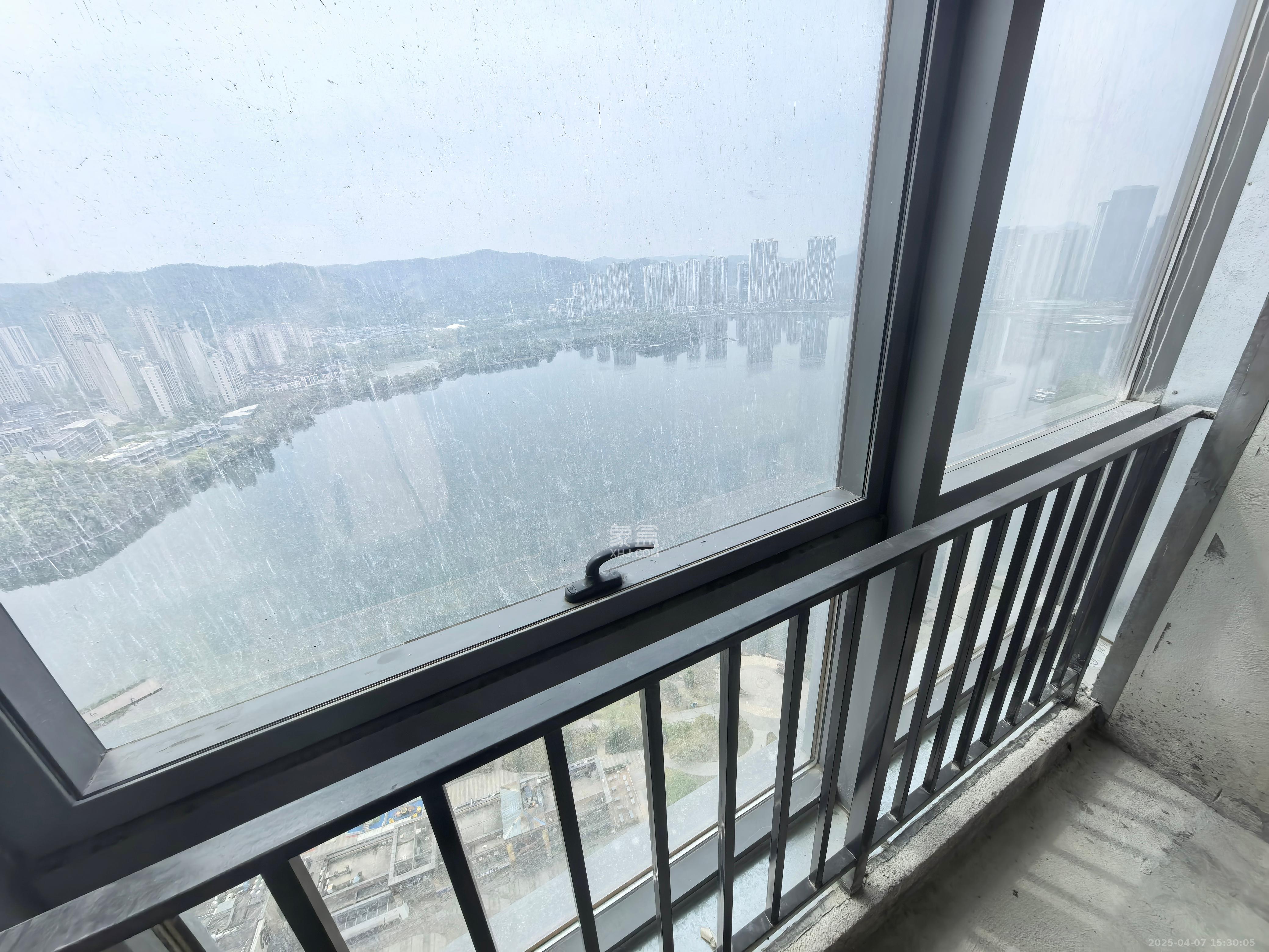 中建寶鉑公館   54.38㎡     1500.00元/月室內(nèi)圖