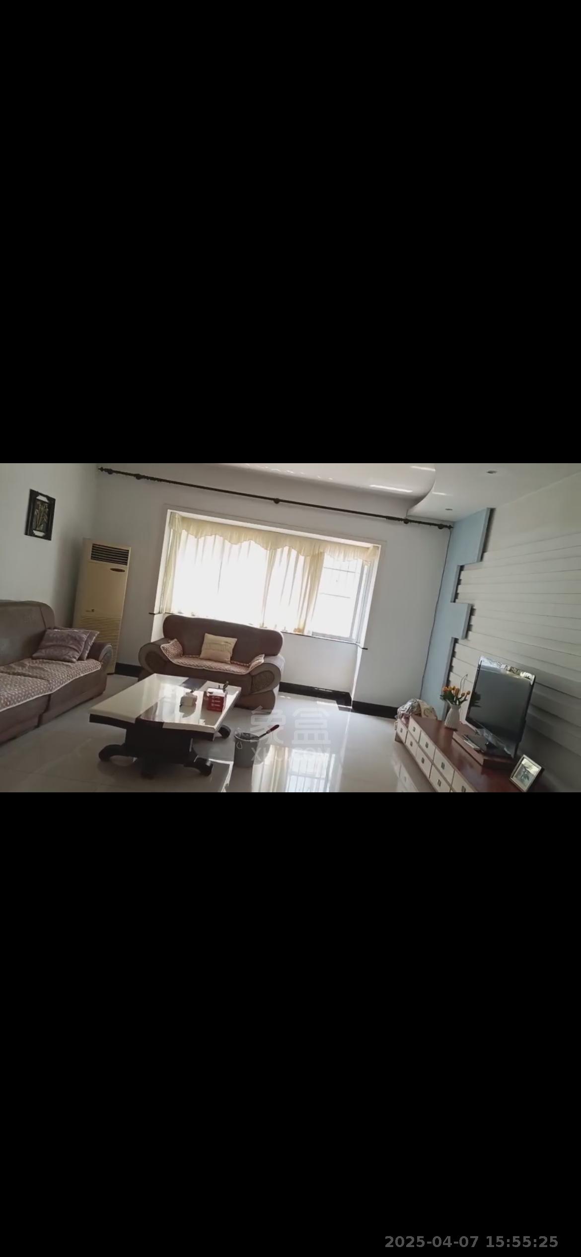 嵩源小区 3室1厅1卫 1800.0元/月 嵩源小区 3室1厅1卫 1800.0元/月室内图