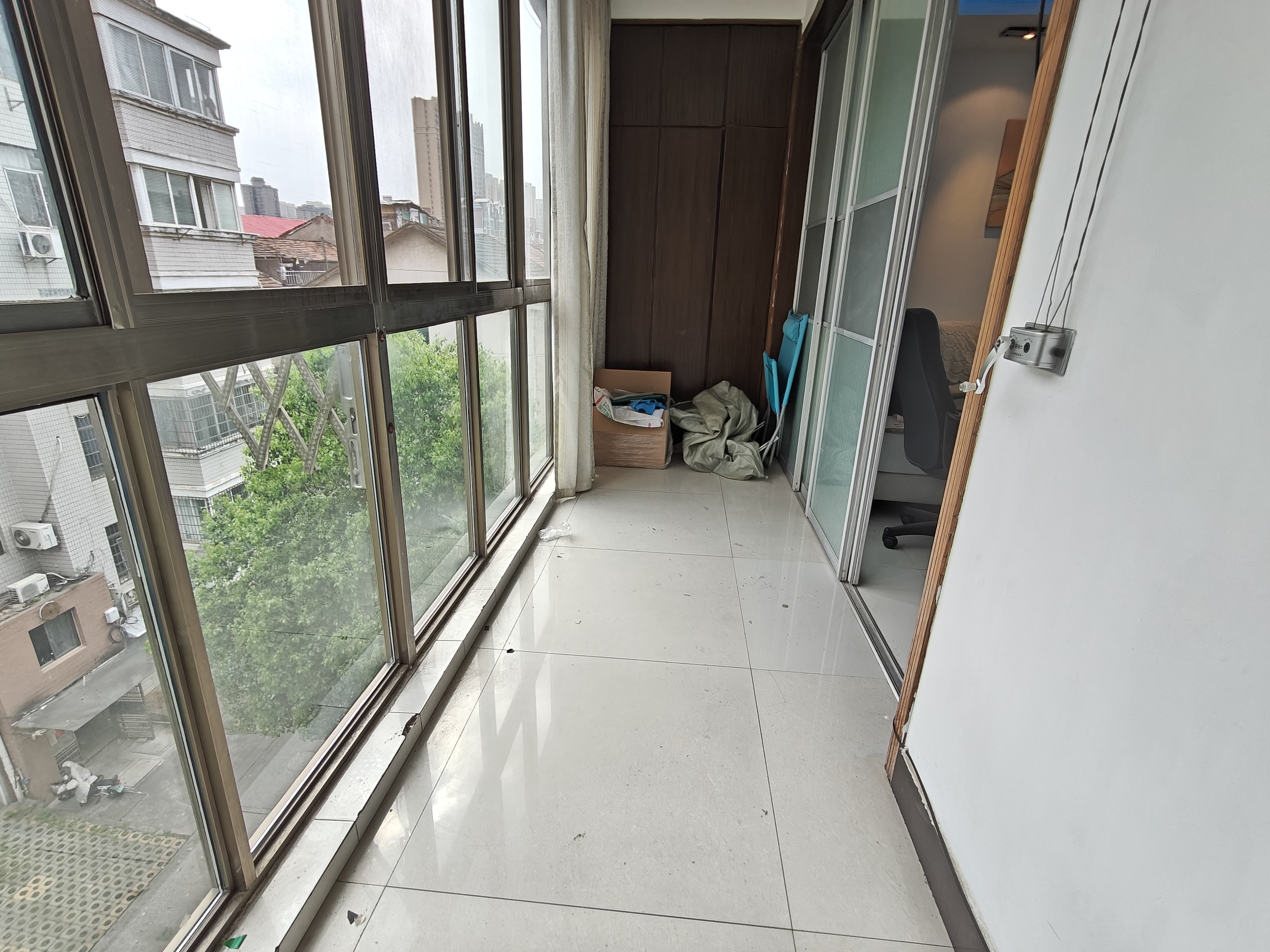 泽云佳园 3室2厅2卫 1700.0元/月 泽云佳园 3室2厅2卫 1700.0元/月室内图