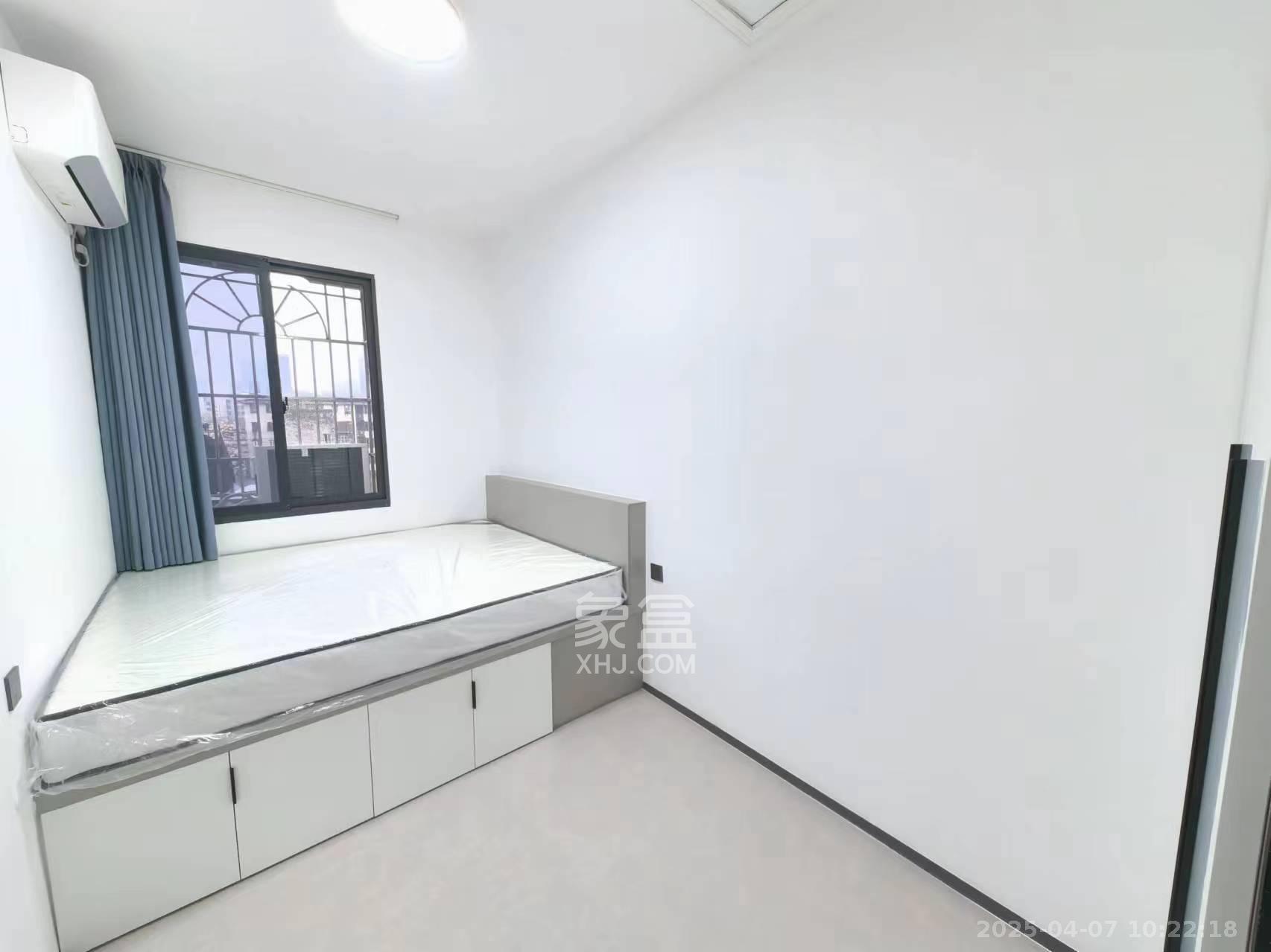 明德宿舍崇文楼(泰安小院) 3室2厅1卫 3200.0元/月 明德宿舍崇文楼(泰安小院) 3室2厅1卫 3200.0元/月室内图