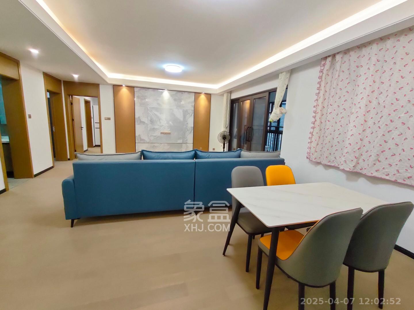 润和美郡(润和紫郡五期) 4室2厅2卫 2600.0元/月 润和美郡(润和紫郡五期) 4室2厅2卫 2600.0元/月室内图