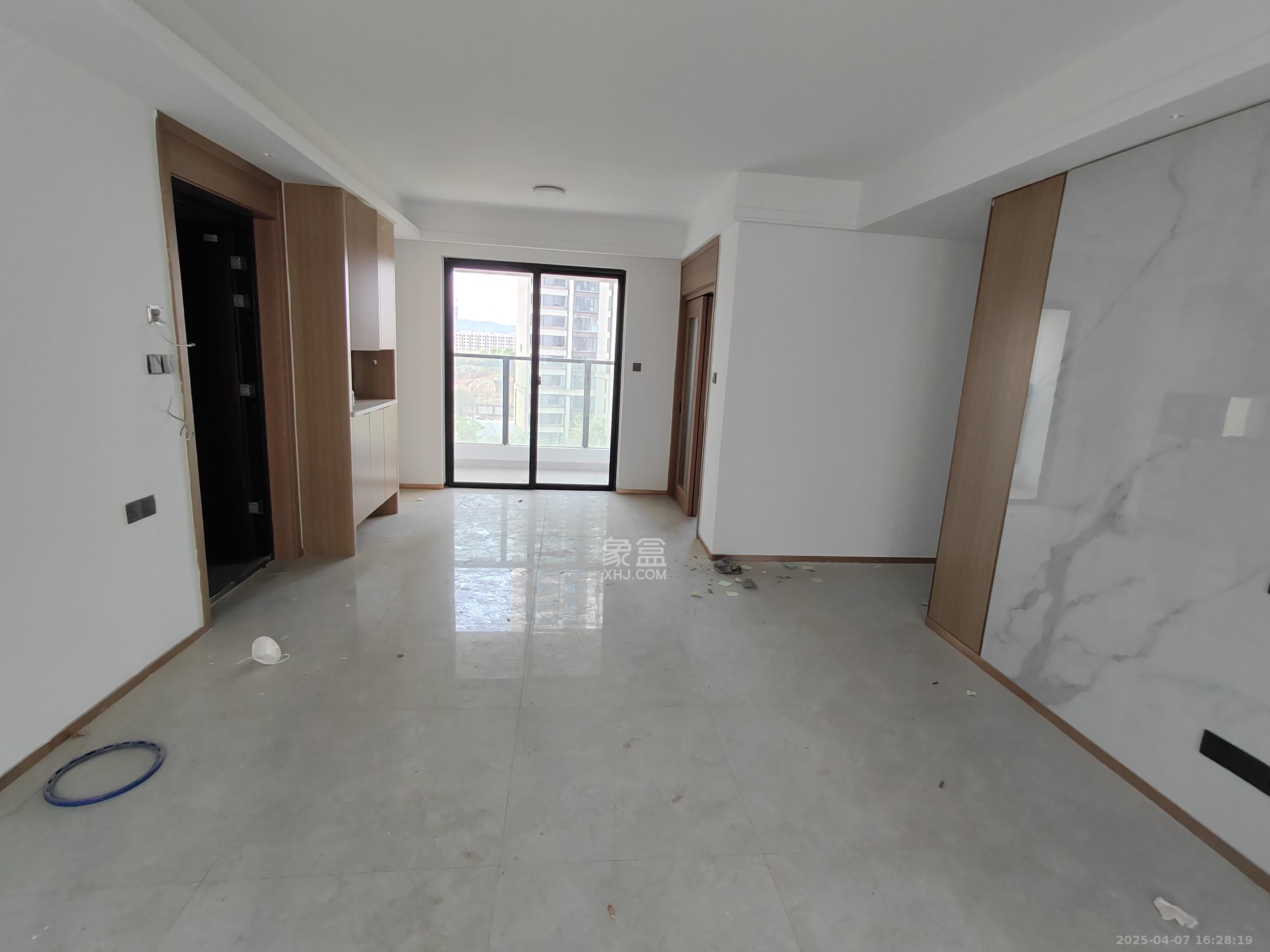 汉唐世家二期 4室2厅2卫 2800.0元/月 汉唐世家二期 4室2厅2卫 2800.0元/月室内图