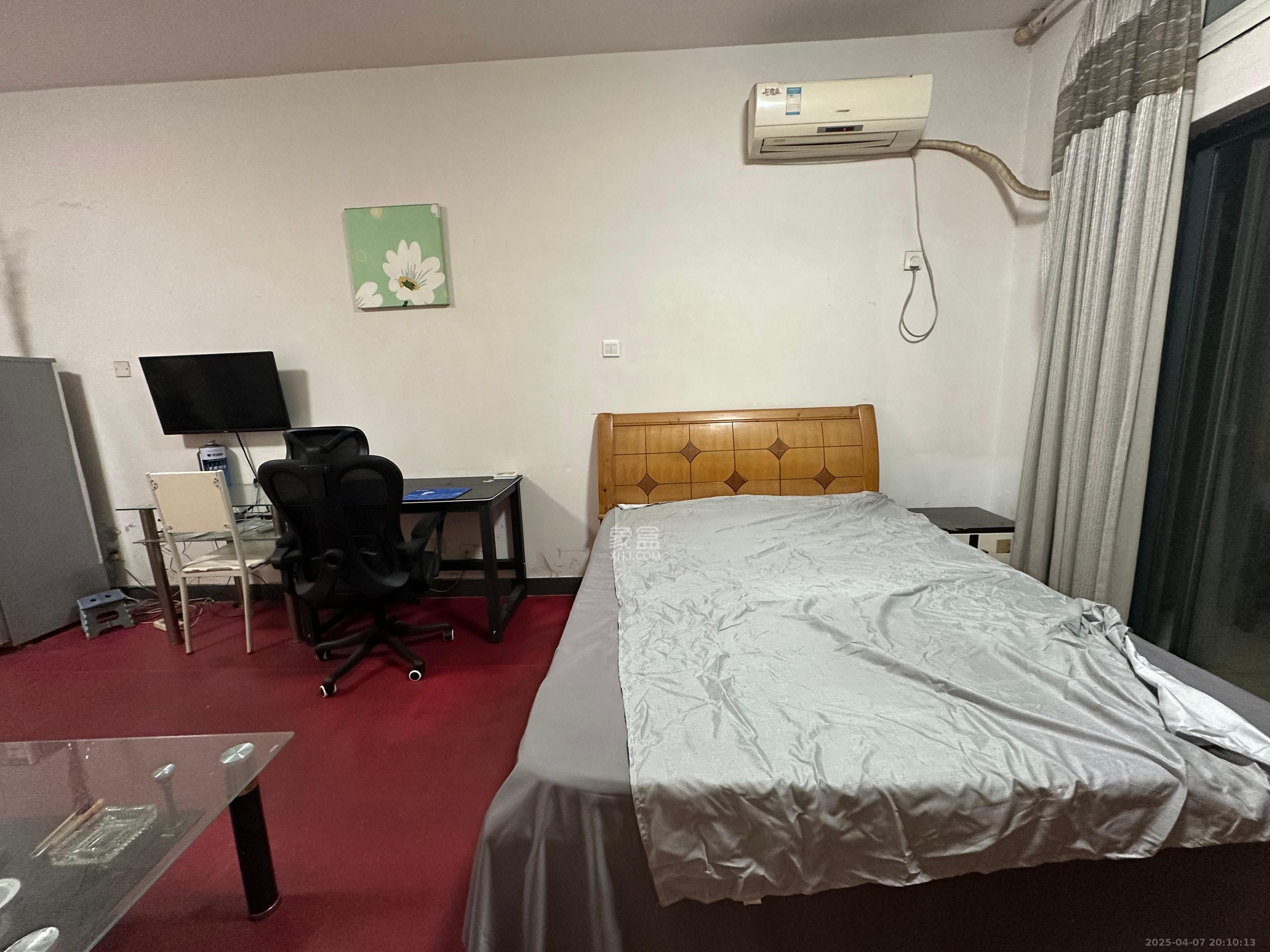 如果爱  1室1厅1卫   1300.00元/月室内图