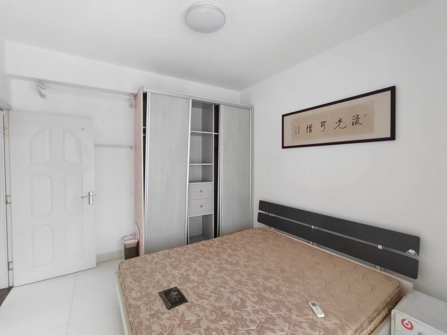 蔚兰天成 1室1厅1卫 90.0万 蔚兰天成 1室1厅1卫 90.0万室内图