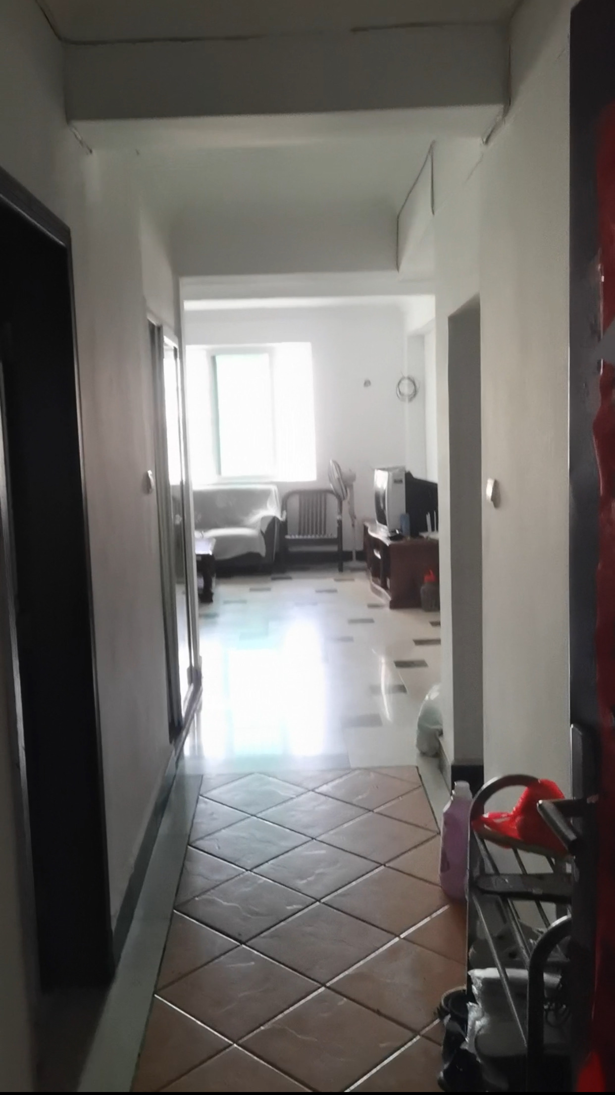 汇宇金城 3室2厅1卫 2300.0元/月 汇宇金城 3室2厅1卫 2300.0元/月室内图