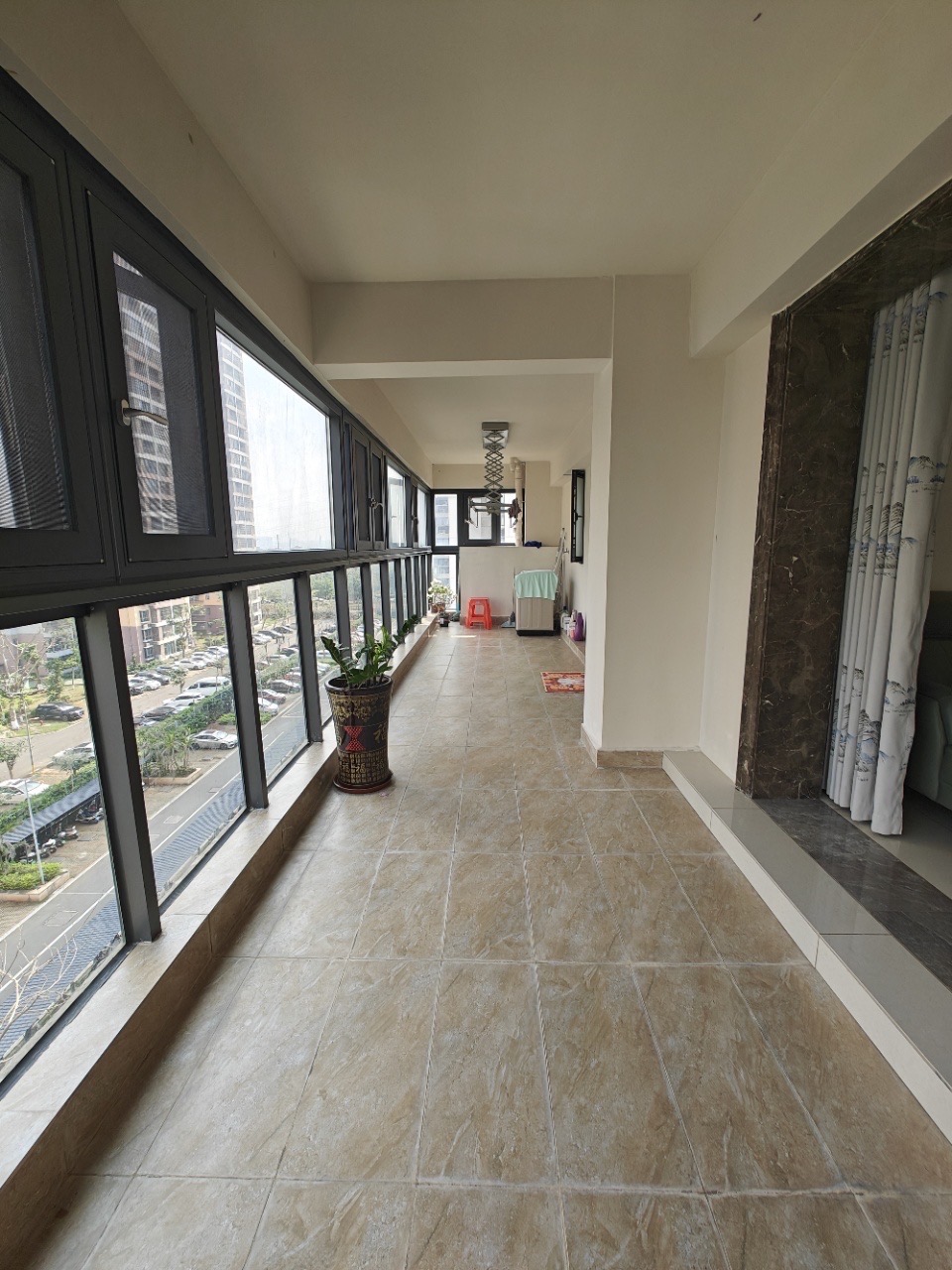 海南金地自在城 3室2厅2卫 145.0万 海南金地自在城 3室2厅2卫 145.0万客厅