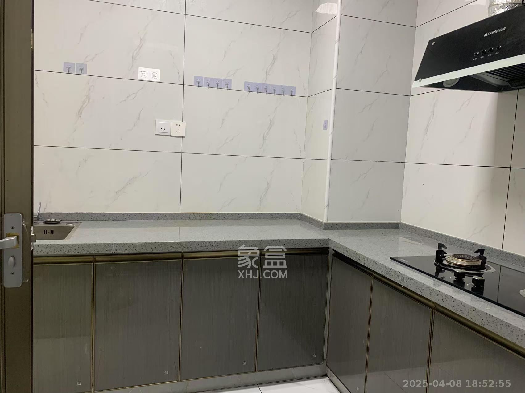 明昇壹城(明昇时代广场)一期 3室2厅1卫 3600.0元/月 明昇壹城(明昇时代广场)一期 3室2厅1卫 3600.0元/月室内图