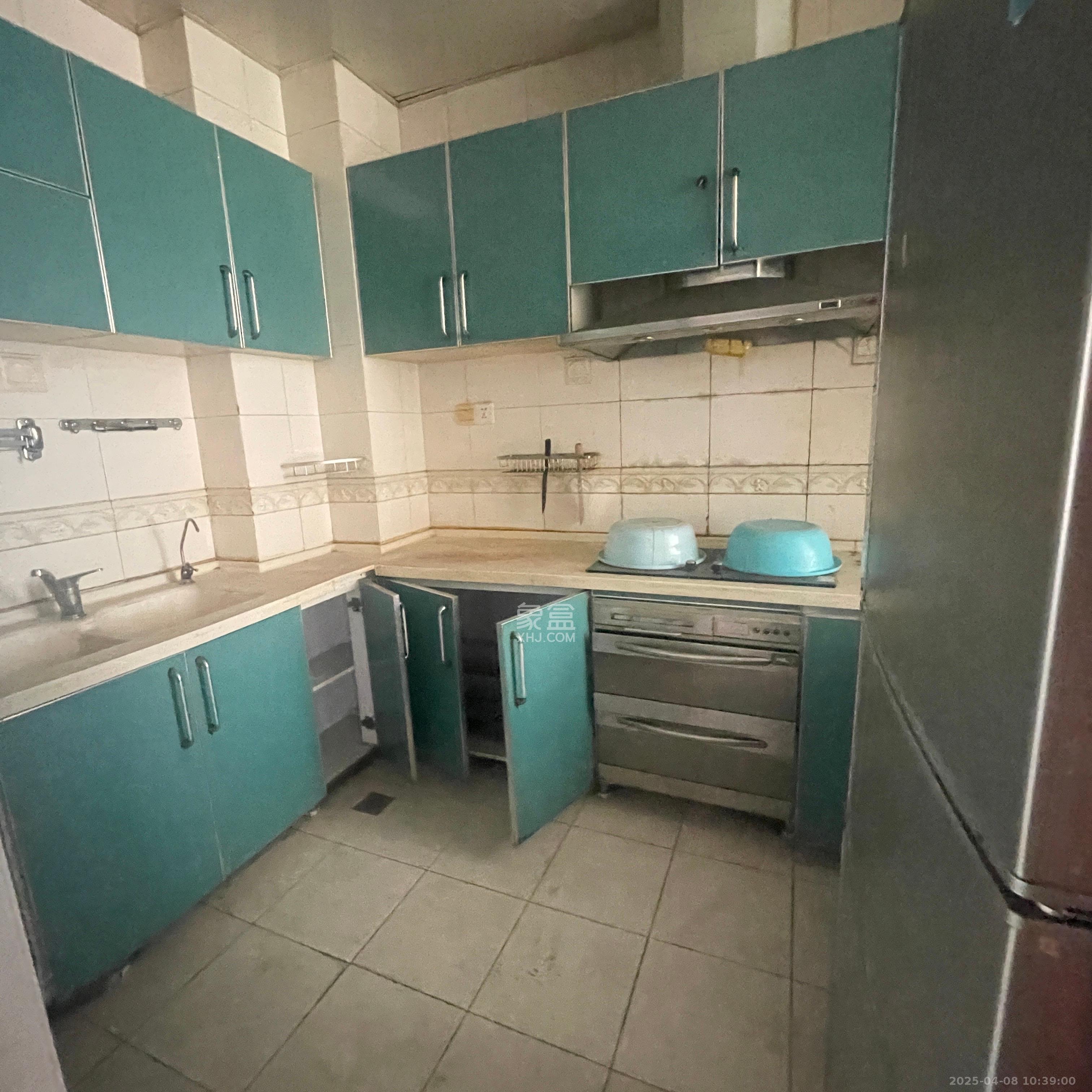 新世纪花苑  3室2厅2卫    3000.0元/月 新世纪花苑  3室2厅2卫    3000.0元/月室内图