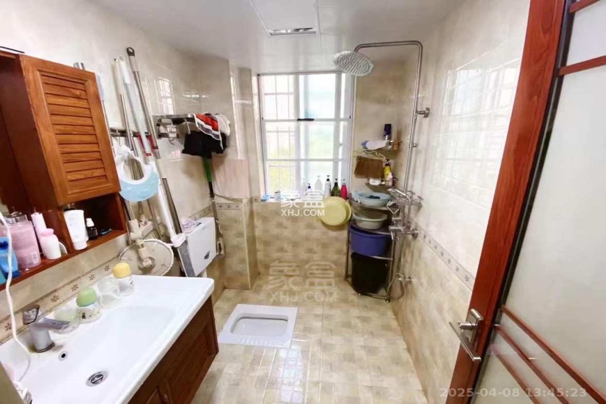 颐景园3期协力小区 2室2厅1卫 1750.0元/月 颐景园3期协力小区 2室2厅1卫 1750.0元/月室内图