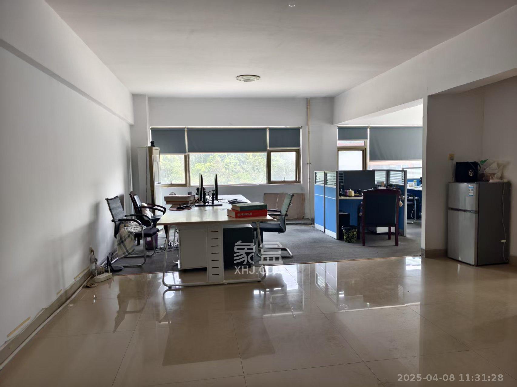 麓谷坐标 2室1厅1卫 3100.0元/月 麓谷坐标 2室1厅1卫 3100.0元/月室内图