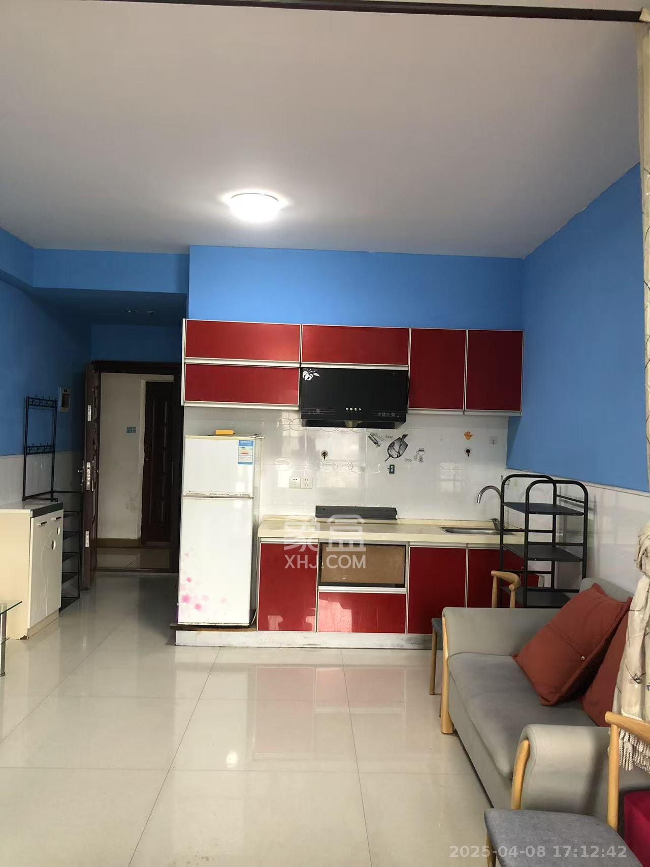 湘府东苑 1室1厅1卫 1400.0元/月 湘府东苑 1室1厅1卫 1400.0元/月室内图