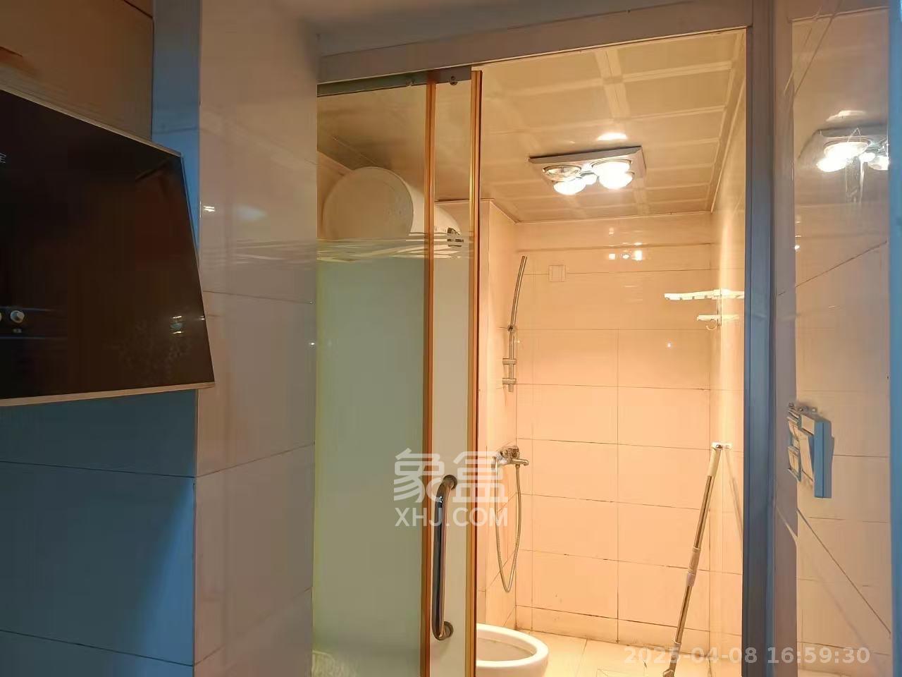 中信文化广场(中信新城二期) 1室1厅1卫 1000.00元/月 中信文化广场(中信新城二期) 1室1厅1卫 1000.00元/月室内图