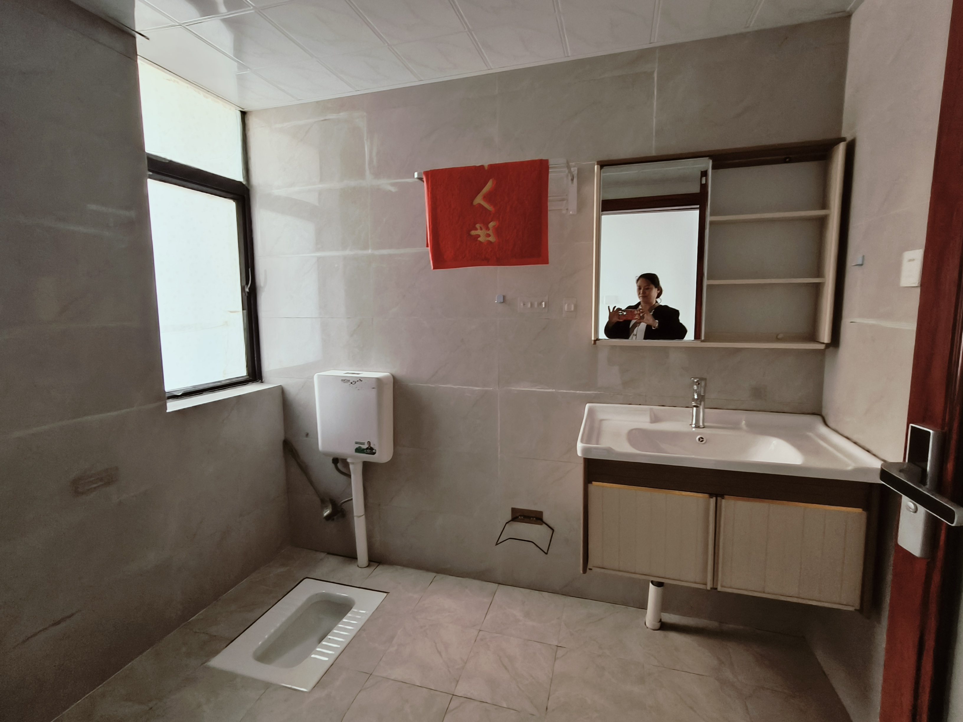 天门壹号 2室2厅1卫 1400.0元/月 天门壹号 2室2厅1卫 1400.0元/月室内图