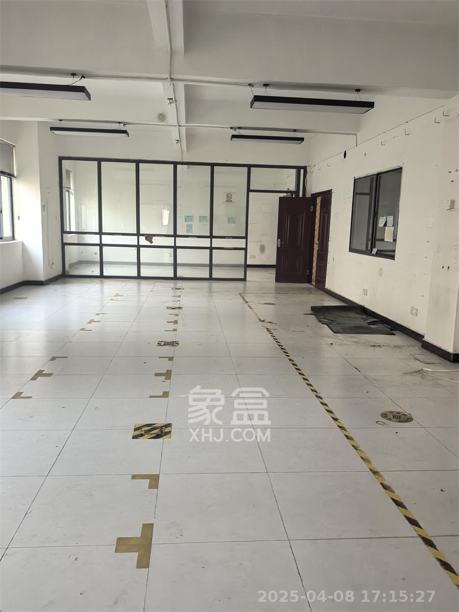 国际企业中心   345.67㎡      8500.0元/月室内图