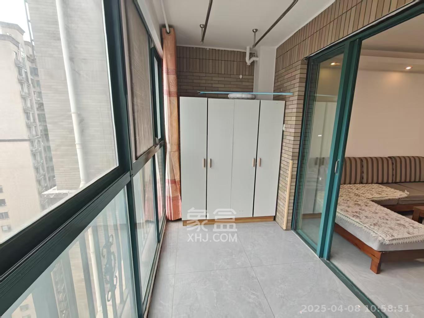 克拉美丽山庄(晟领国际) 3室2厅2卫 2500.0元/月 克拉美丽山庄(晟领国际) 3室2厅2卫 2500.0元/月室内图