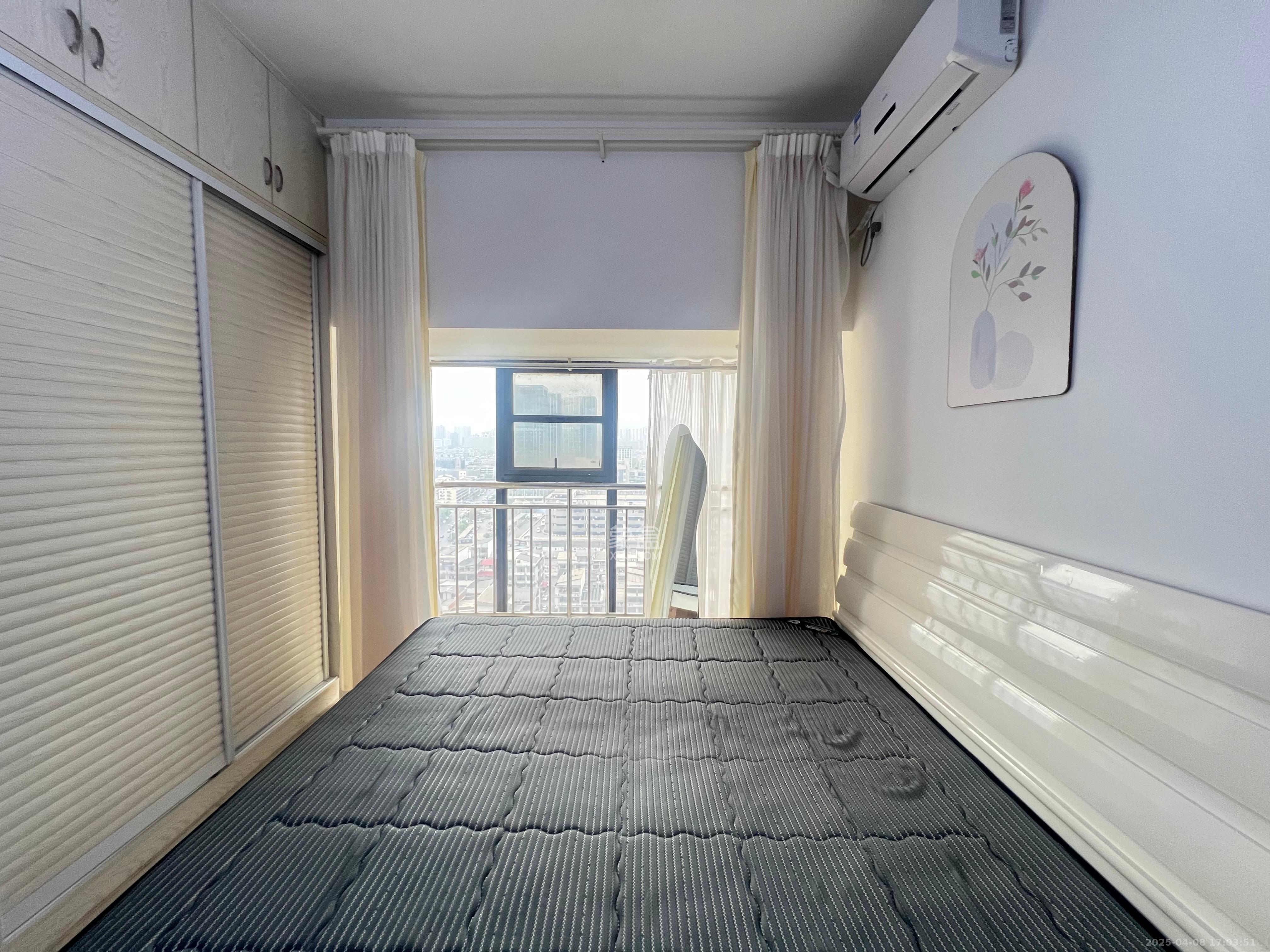 达美D6区  1室1厅1卫   1700.00元/月室内图