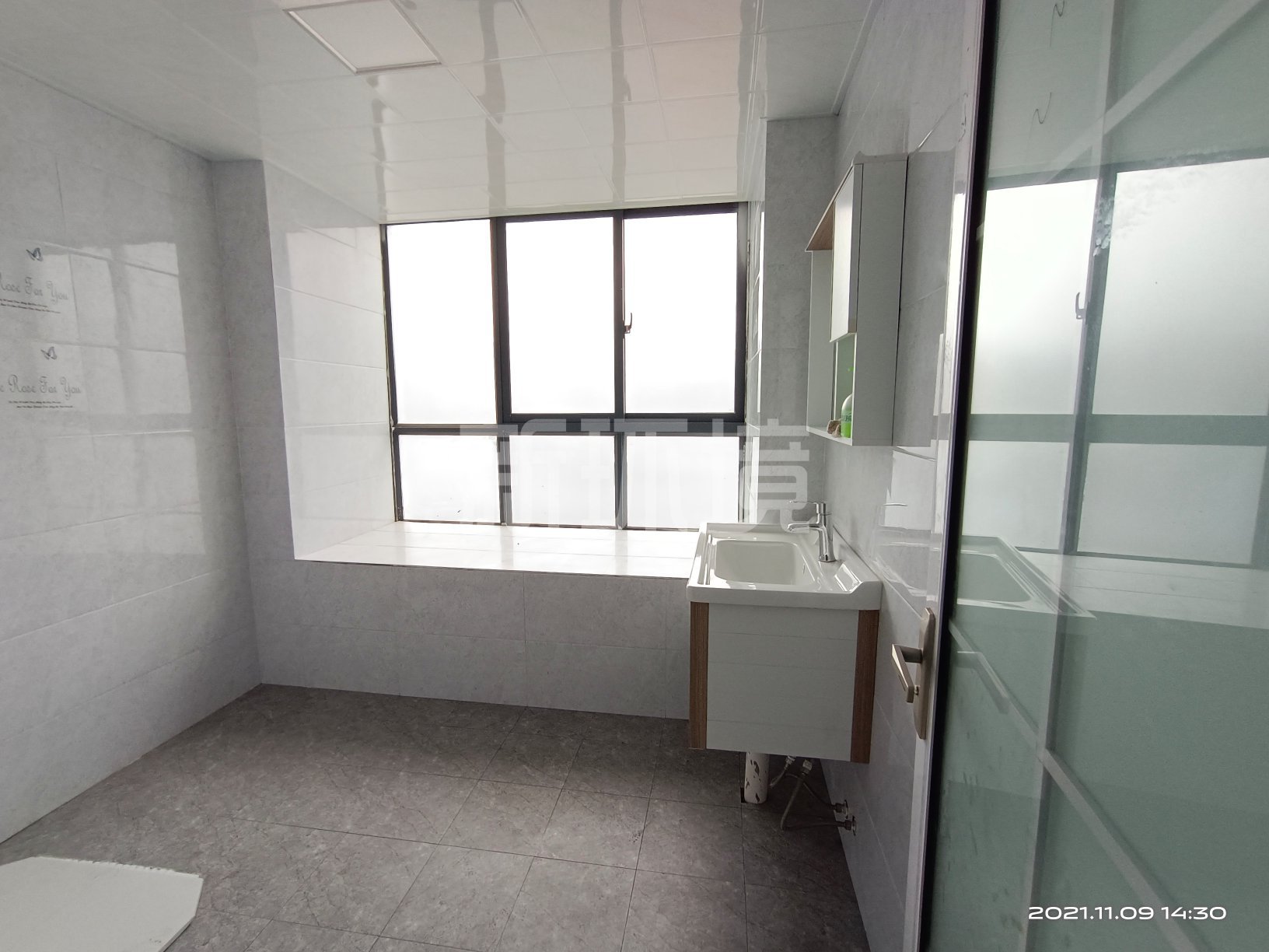 中商广场 3室2厅1卫 2200.0元/月 中商广场 3室2厅1卫 2200.0元/月室内图