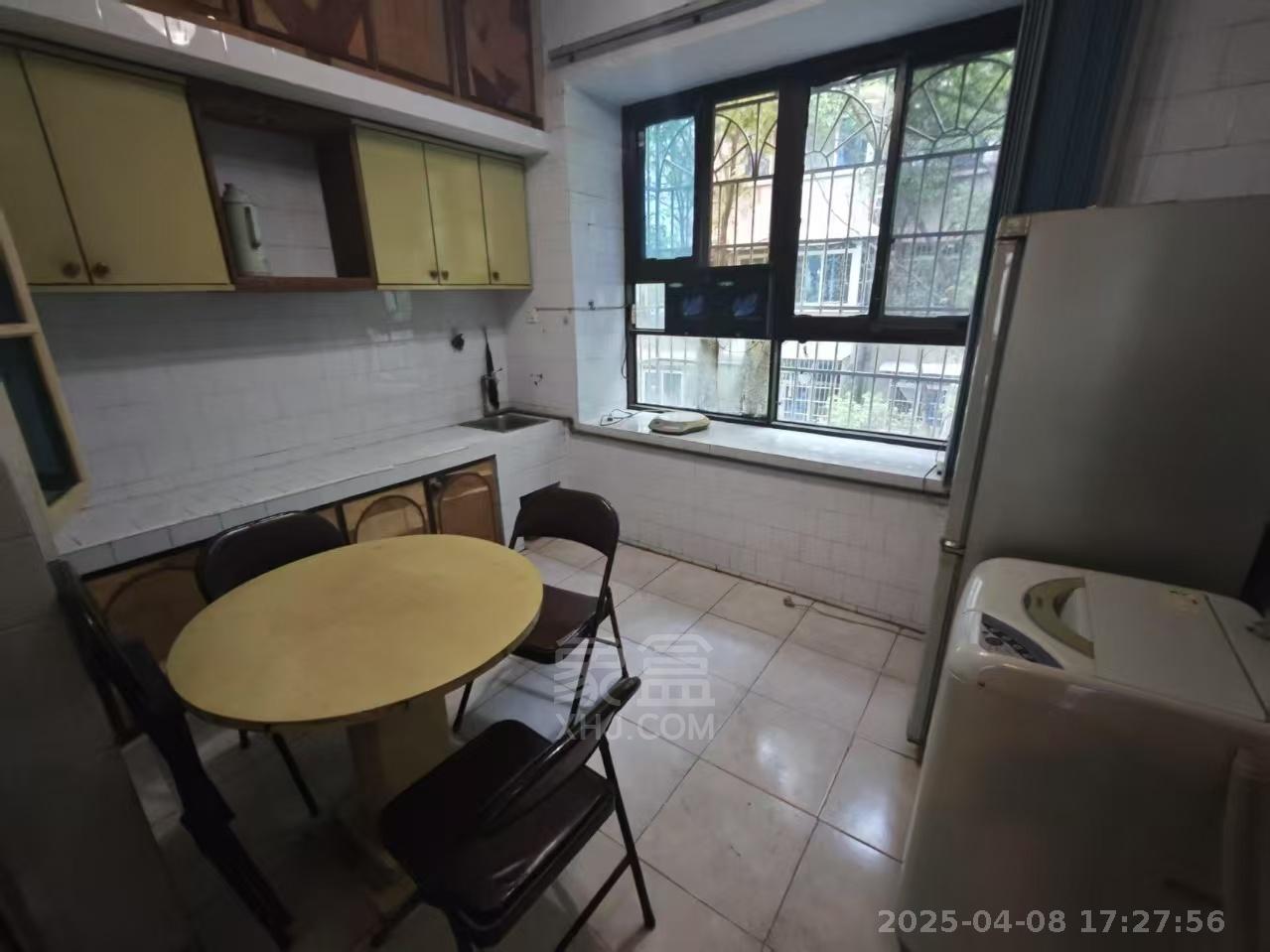 神塘冲 2室1厅1卫 650.0元/月 神塘冲 2室1厅1卫 650.0元/月室内图