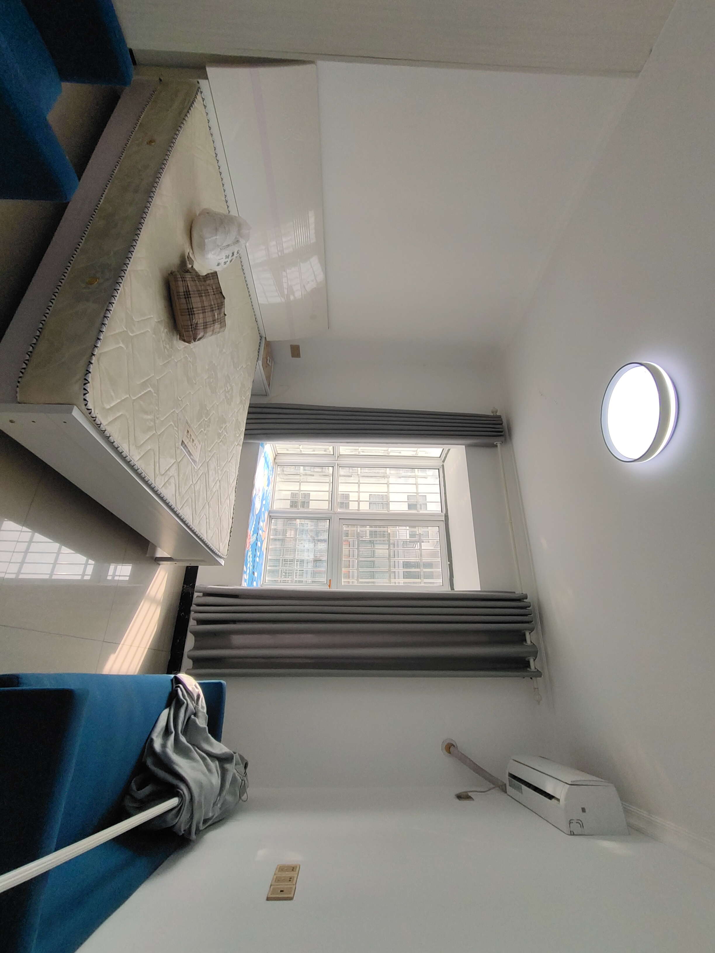 熙城春天  2室2厅1卫    45.68万 熙城春天  2室2厅1卫    45.68万客厅