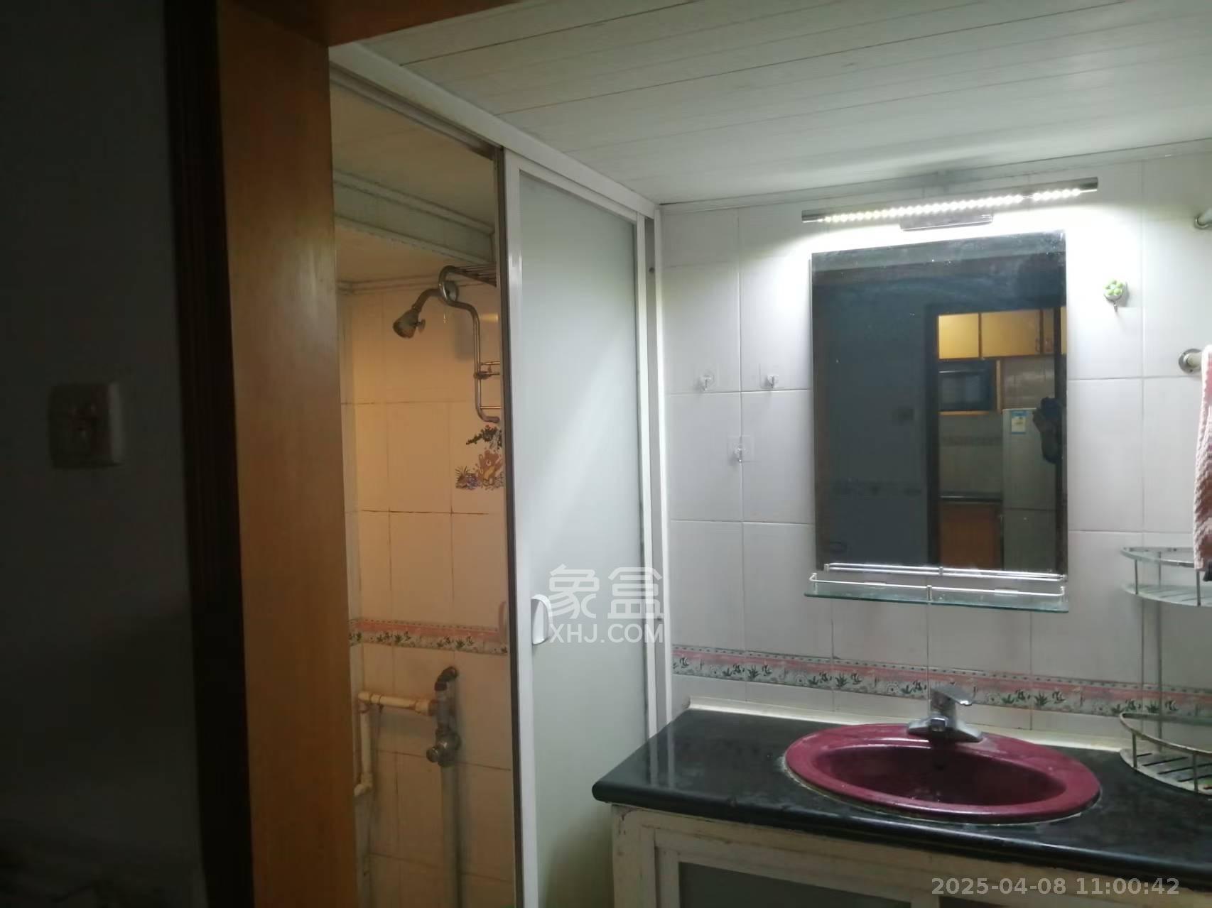 狮子山二片 2室2厅1卫 1500.0元/月 狮子山二片 2室2厅1卫 1500.0元/月室内图